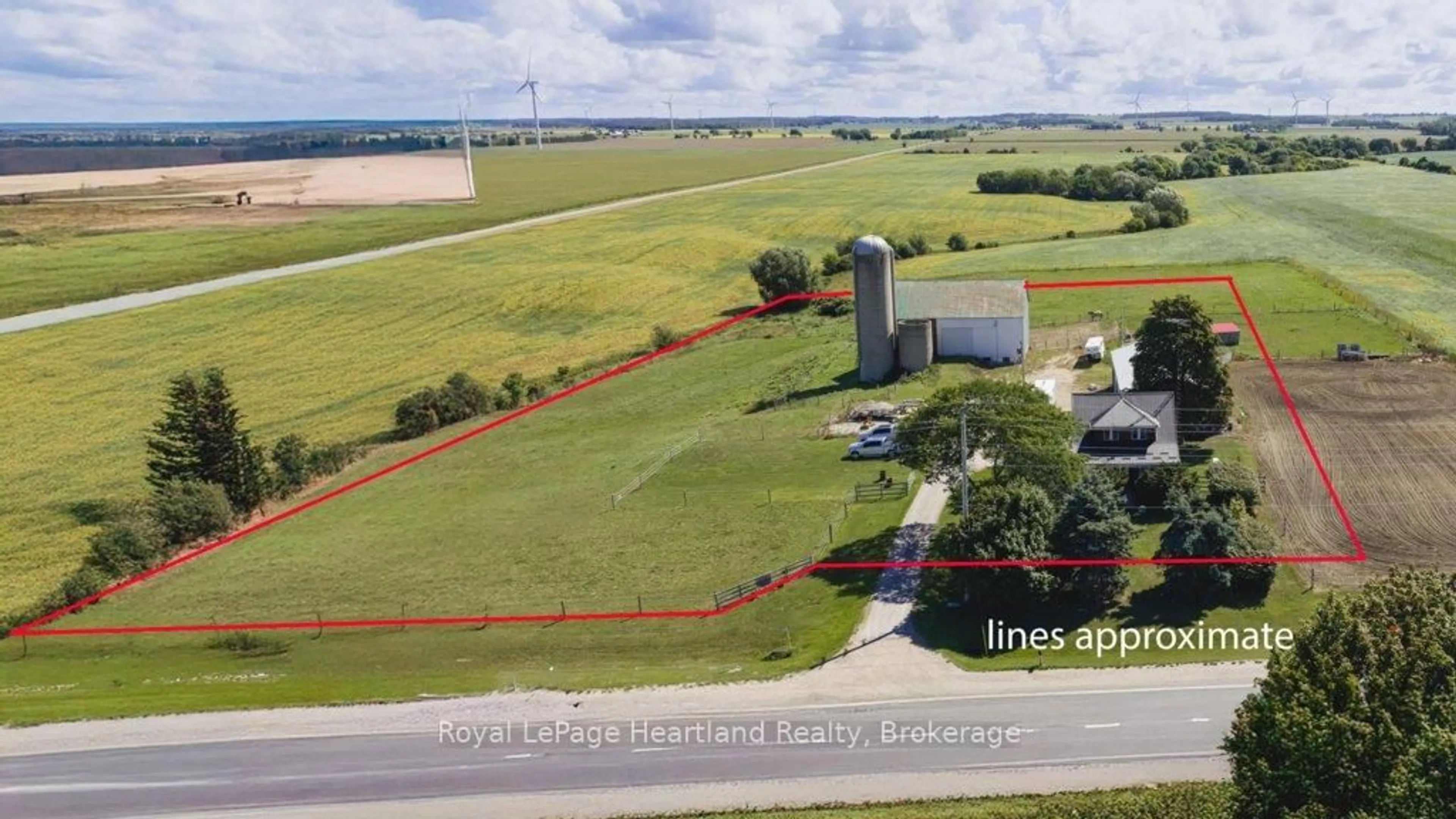 A pic from outside/outdoor area/front of a property/back of a property/a pic from drone, unknown for 82376 Bluewater Highway, Ashfield-Colborne-Wawanosh Ontario N7A 3Y3