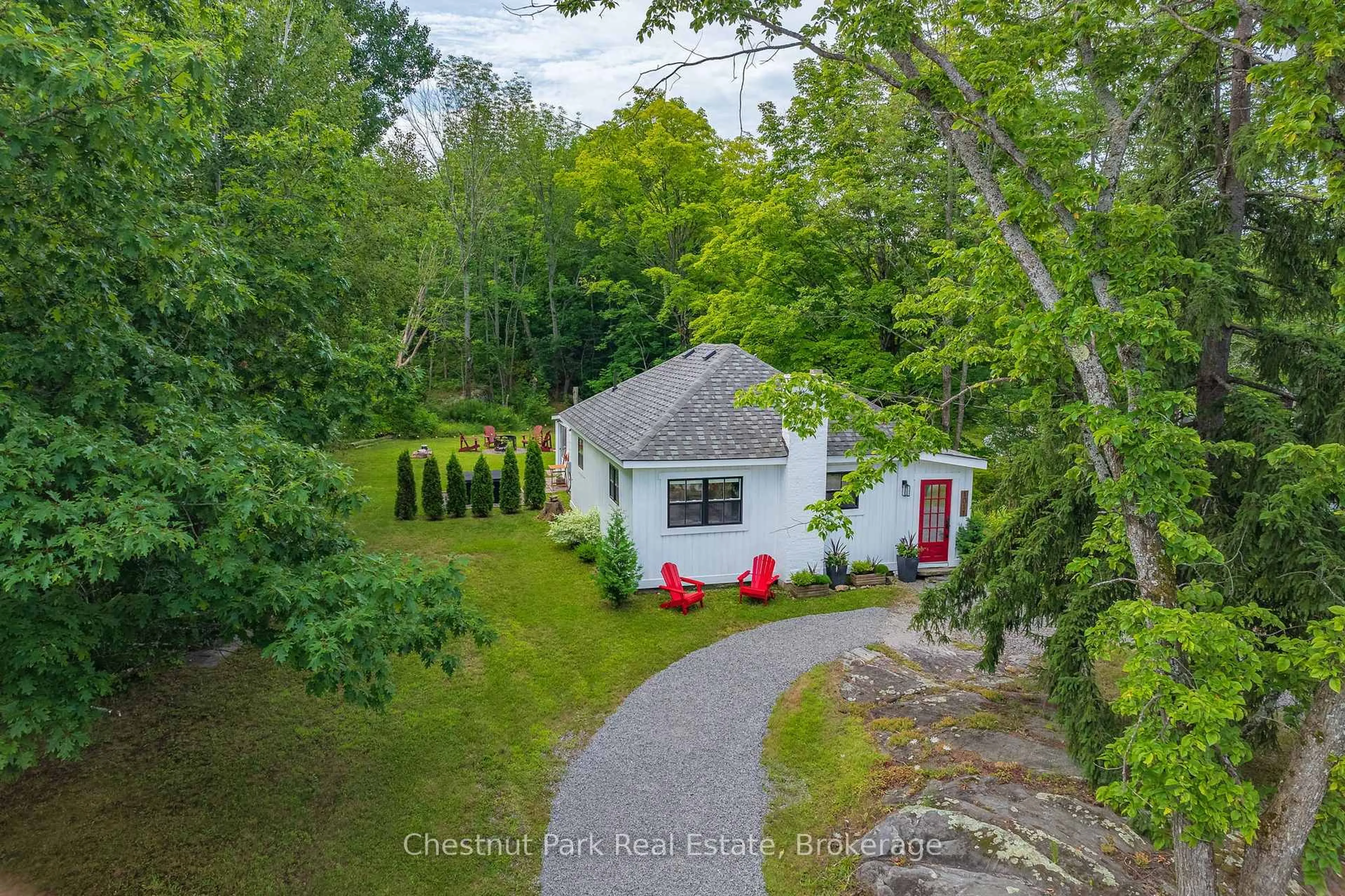 A pic from outside/outdoor area/front of a property/back of a property/a pic from drone, street for 1011 UNITED CHURCH Rd, Muskoka Lakes Ontario P0C 1H0