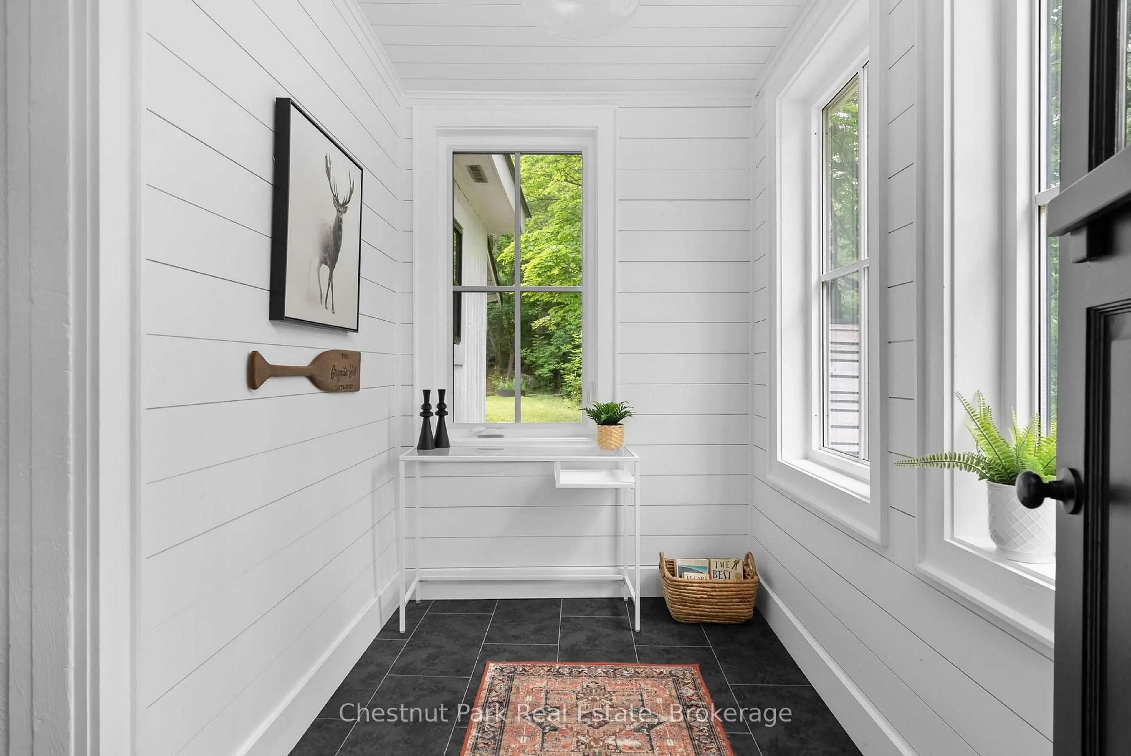 Indoor entryway for 1011 UNITED CHURCH Rd, Muskoka Lakes Ontario P0C 1H0