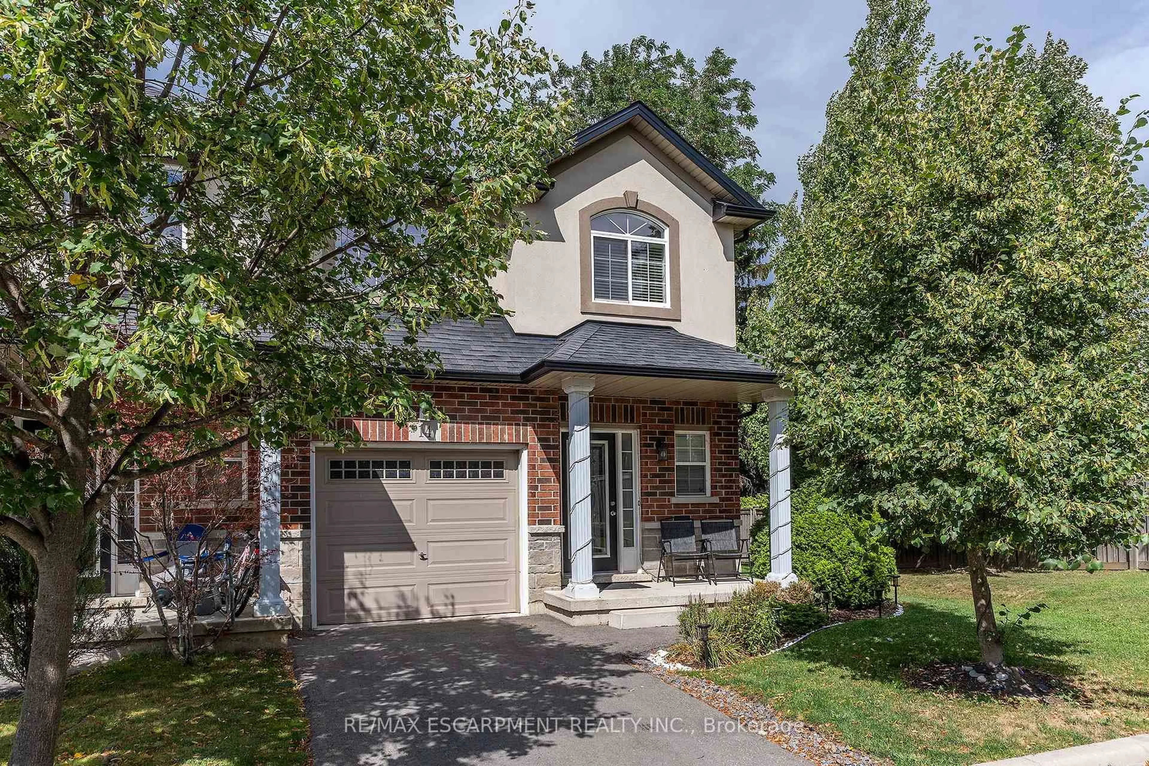 Home with brick exterior material, street for 345 Glancaster Rd #14, Hamilton Ontario L9G 3A4
