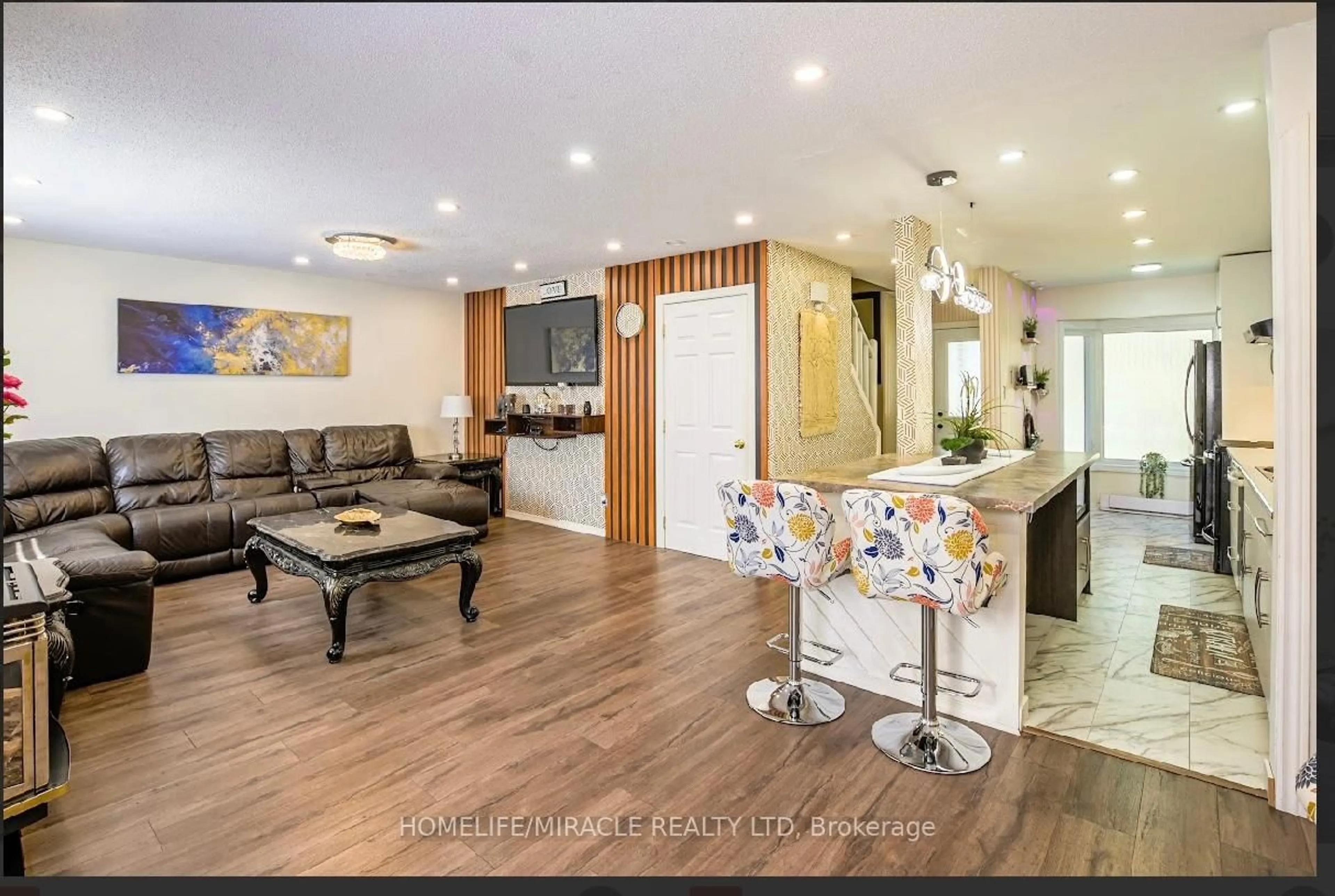 Unknown for 65 Scott St #2, East Luther Grand Valley Ontario L9W 5X3