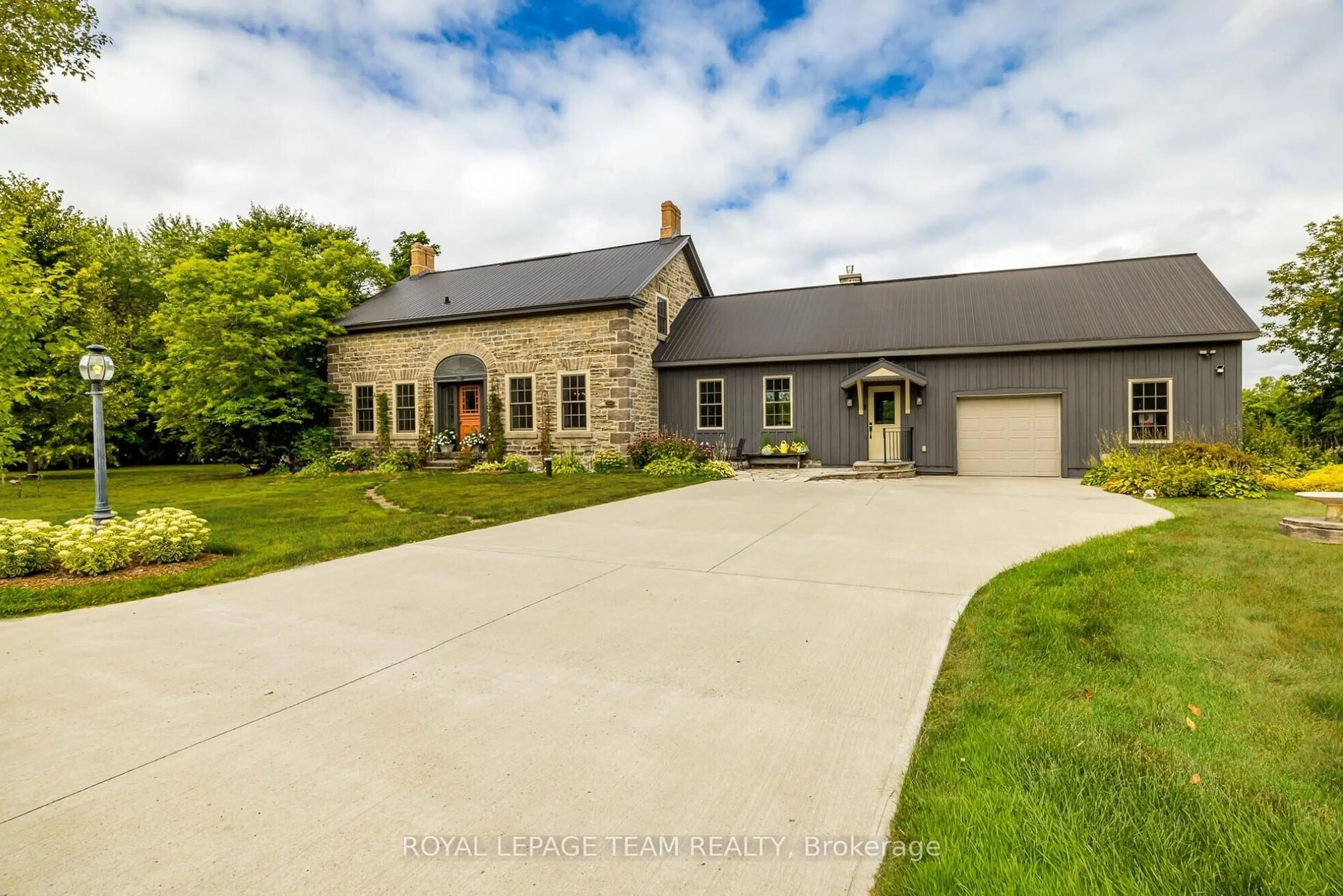 A pic from outside/outdoor area/front of a property/back of a property/a pic from drone, street for 437 County 23 Rd, Merrickville-Wolford Ontario K0G 1N0