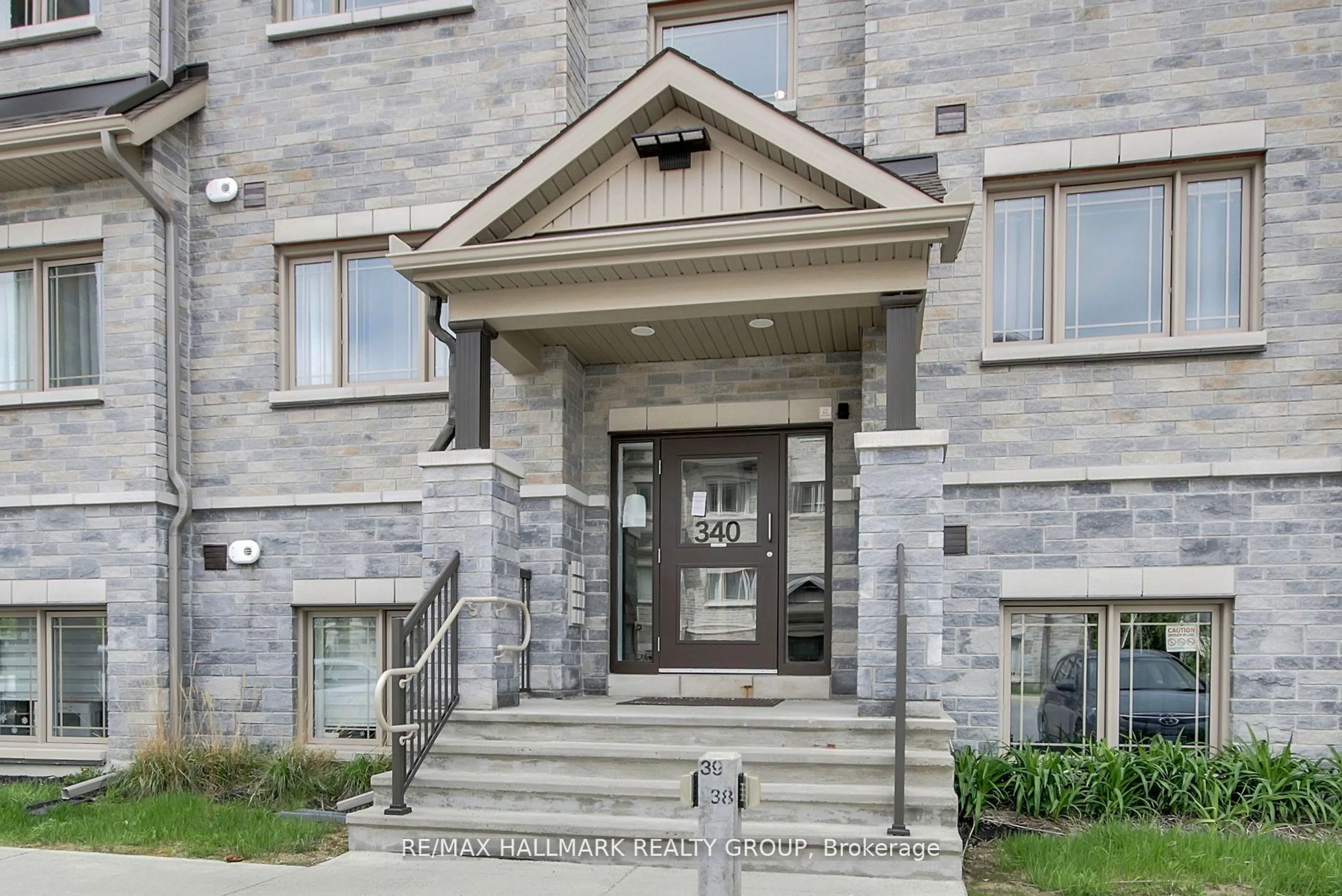 Unknown for 340 TRIBECA Private #10, Ottawa Ontario K2J 6B4