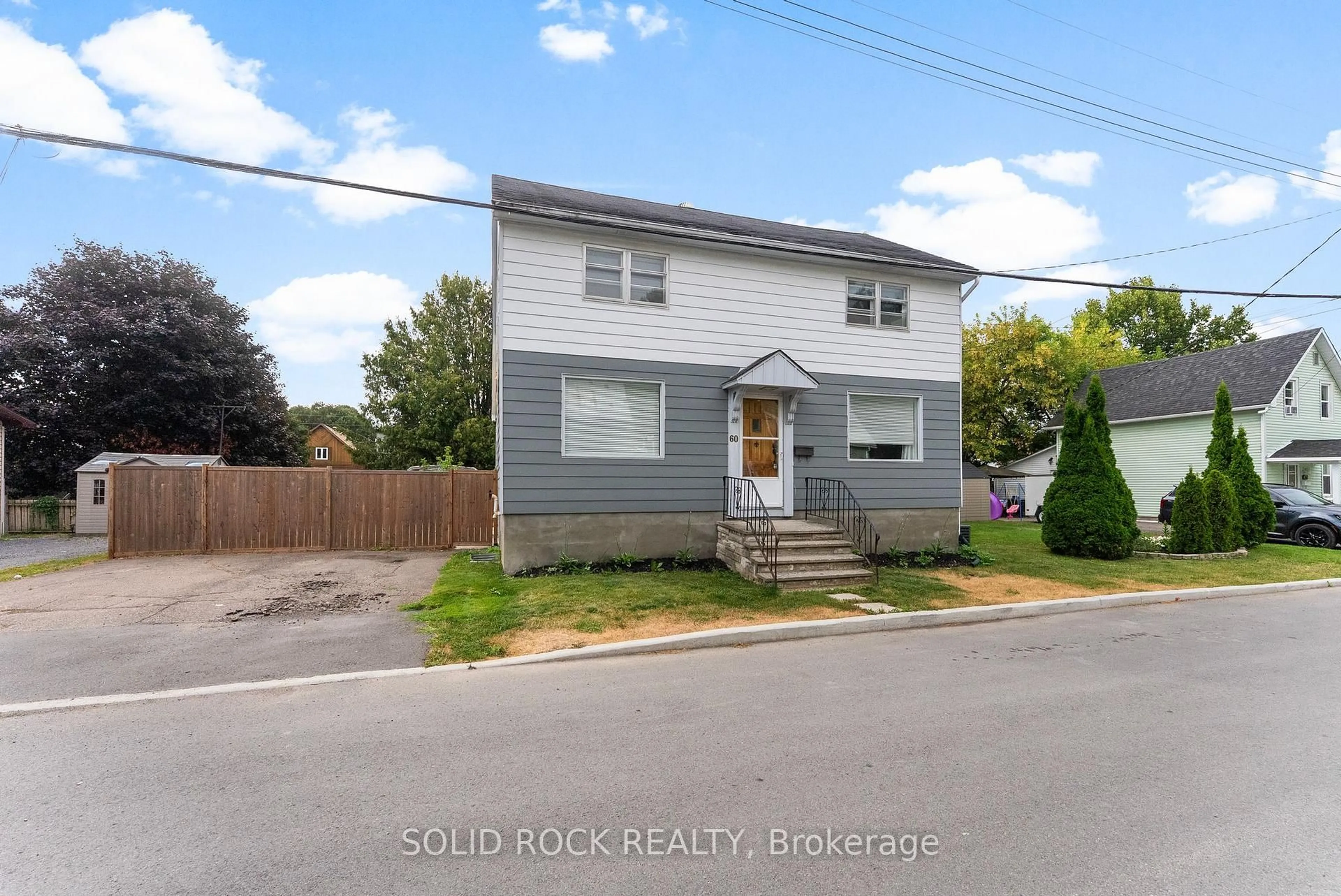 Unknown for 60 Hugh St, Arnprior Ontario K7S 2V6