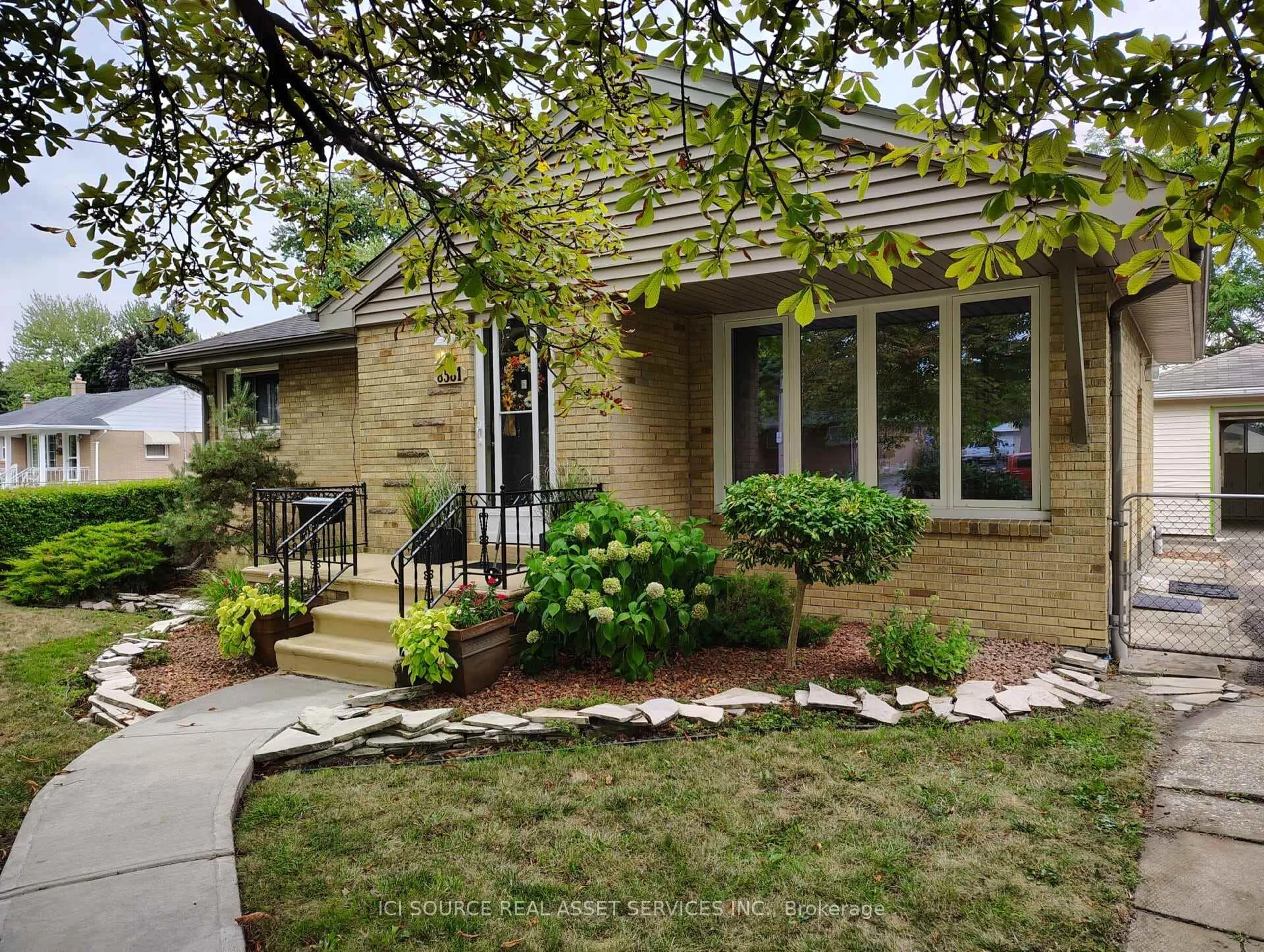 Home with brick exterior material, street for 8581 Jerome St, Windsor Ontario N8S 1W8