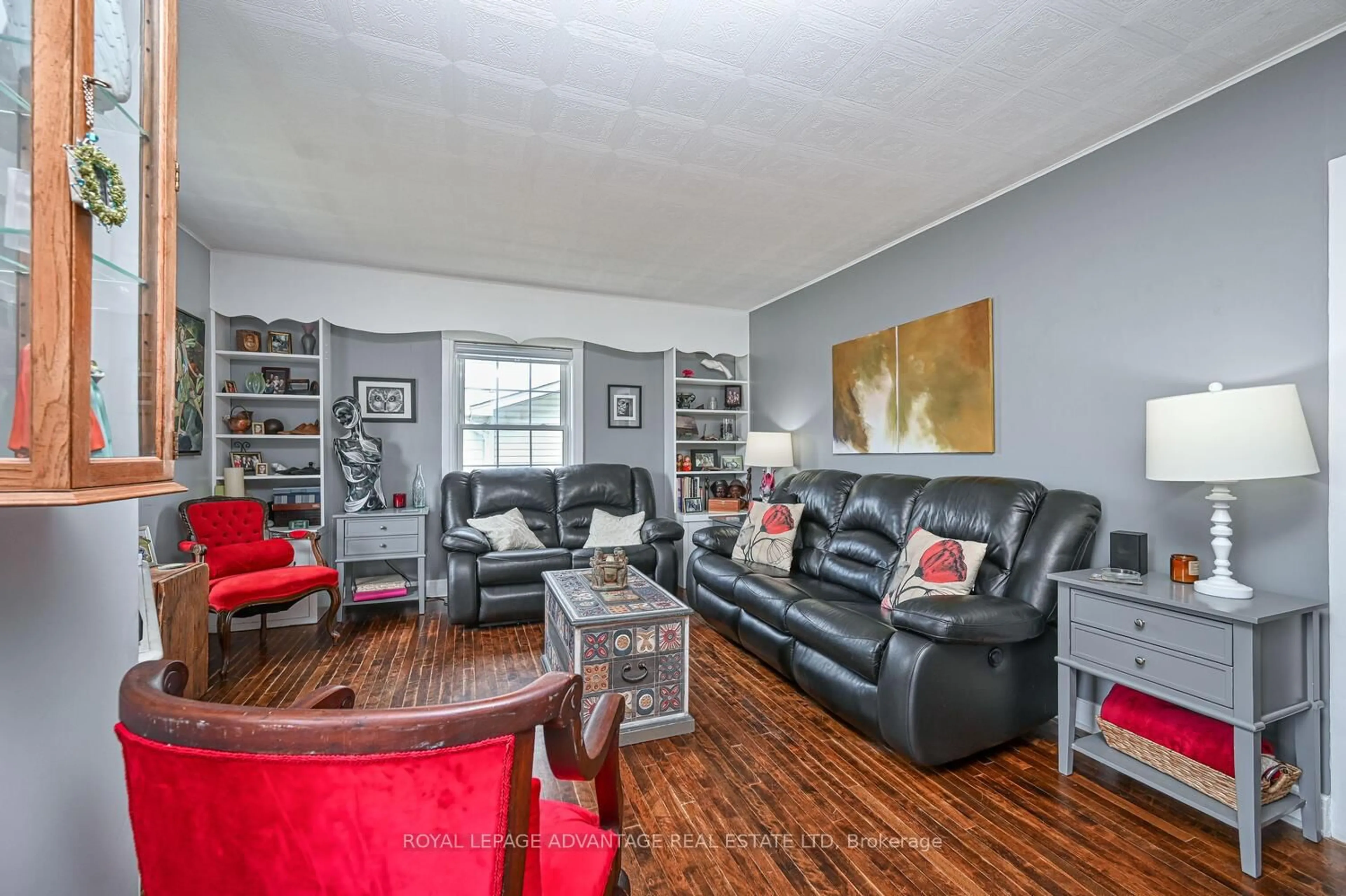 Living room with furniture, unknown for 67 JASPER Ave, Smiths Falls Ontario K7A 4C7