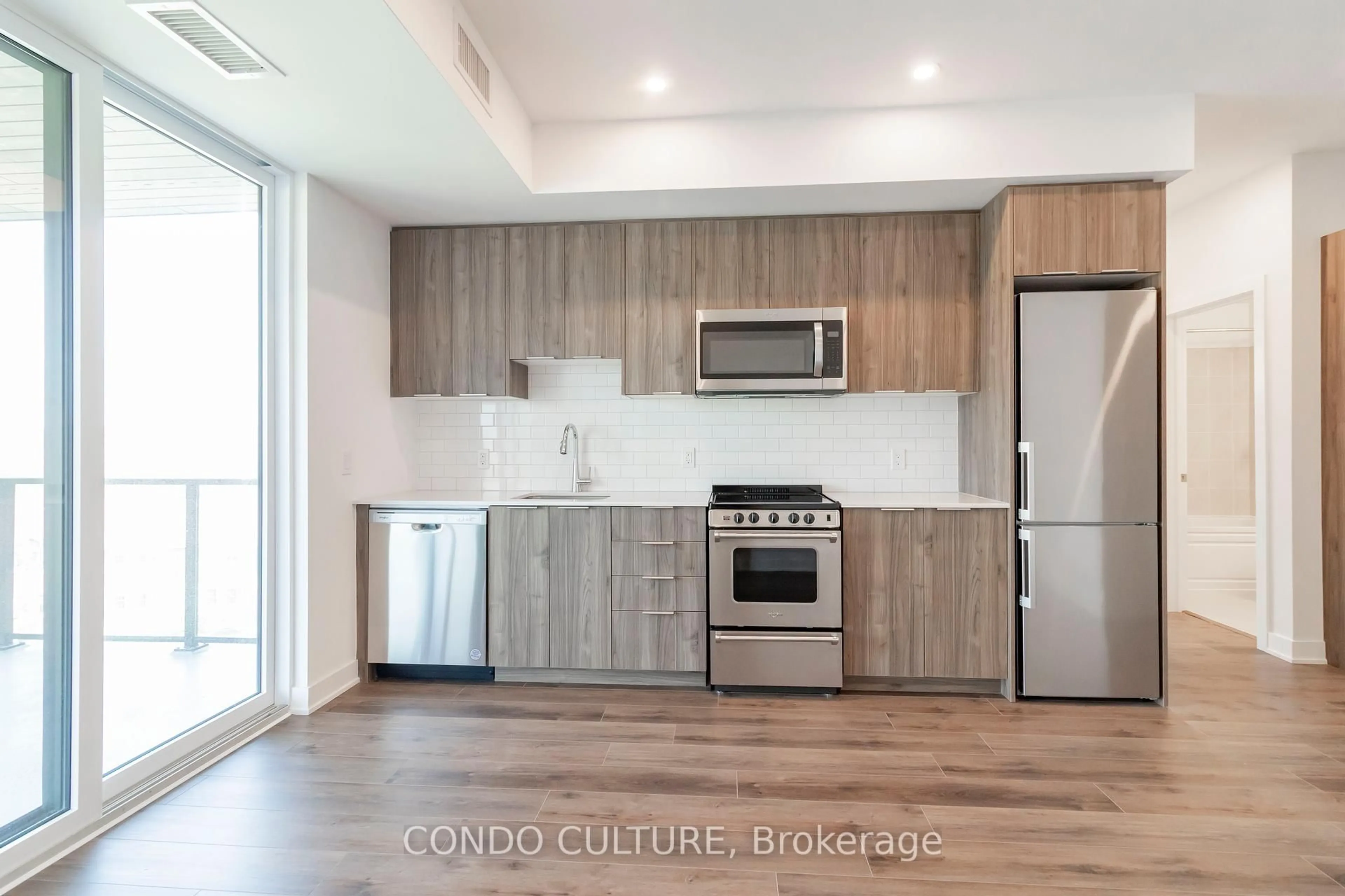 Standard kitchen, unknown for 312 Erb St #402, Waterloo Ontario N2L 0K9