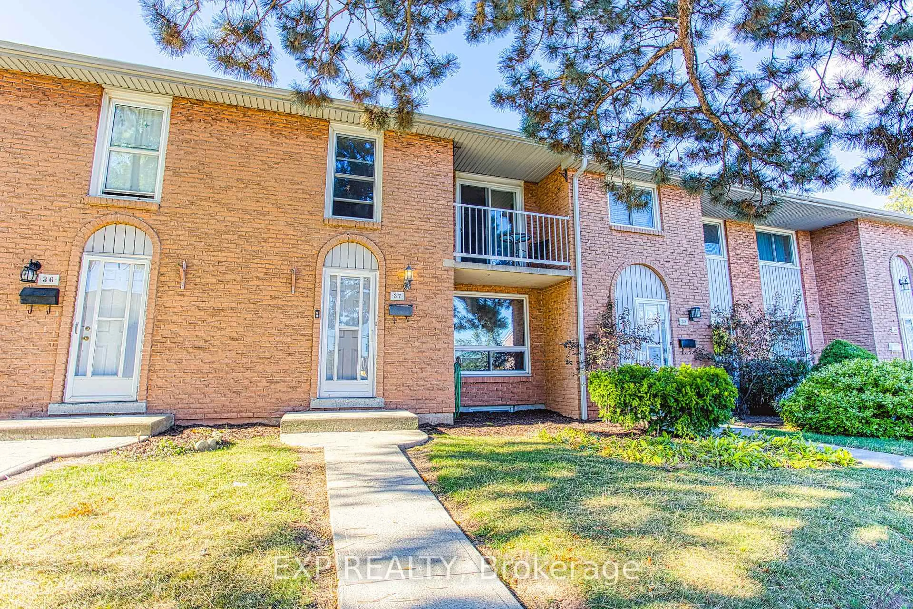 Home with brick exterior material, unknown for 151 Gateshead Cres #37, Hamilton Ontario L8G 3W1