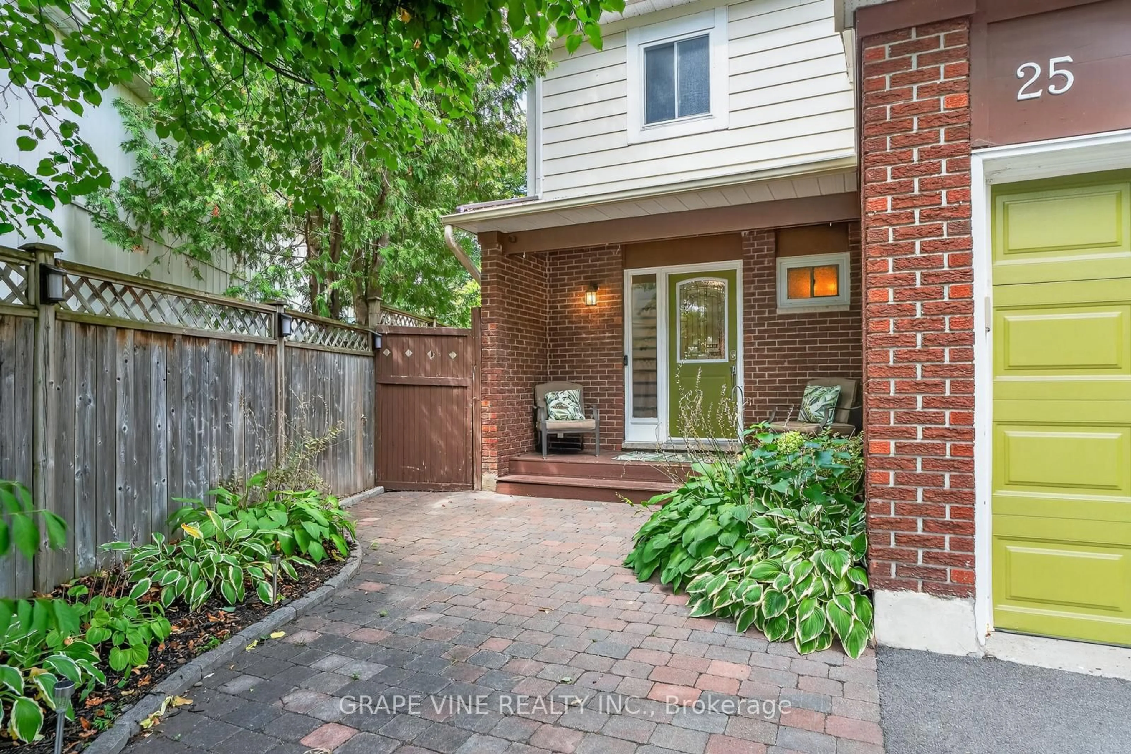 Home with brick exterior material, street for 25 PACER Pl, Kanata Ontario K2M 1B1