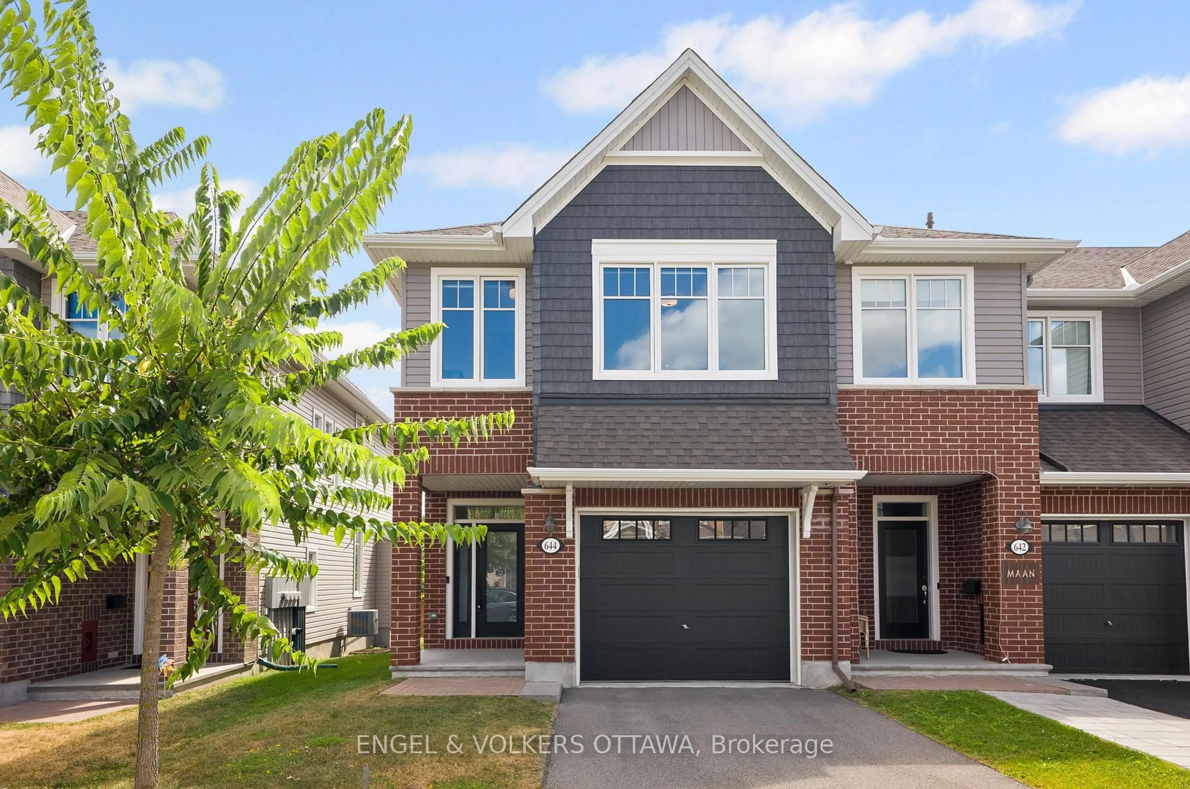Home with brick exterior material, street for 644 Vivera Pl, Ottawa Ontario K2S 2N1