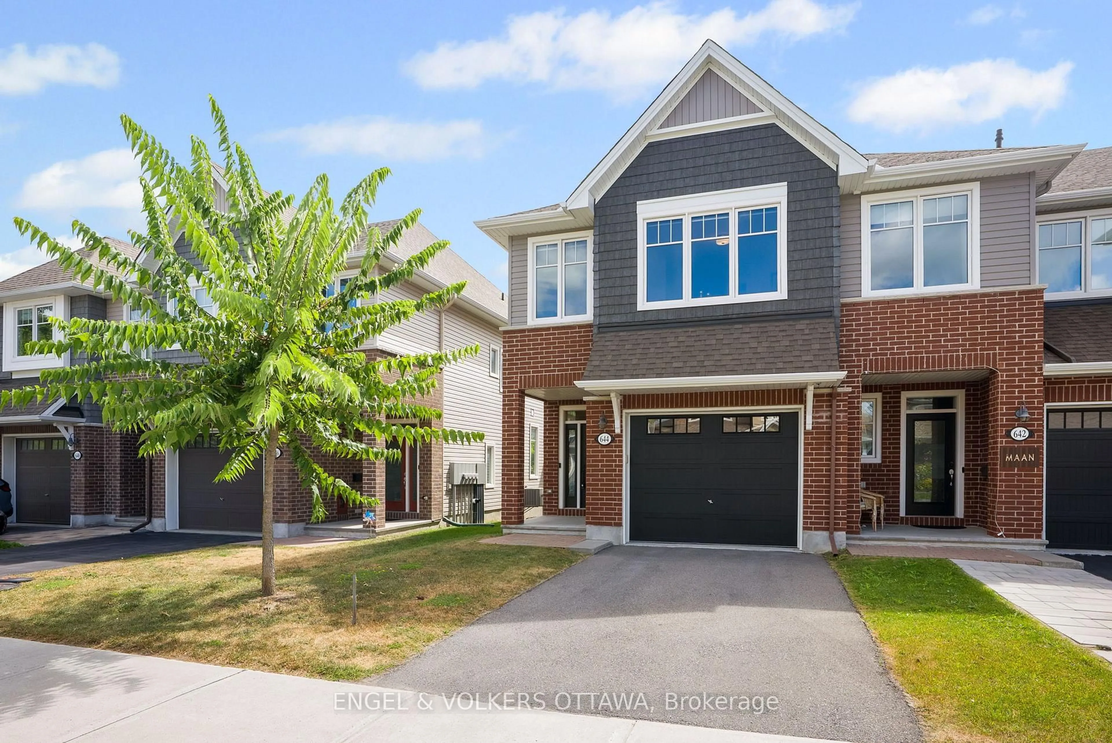 Home with brick exterior material, street for 644 Vivera Pl, Ottawa Ontario K2S 2N1