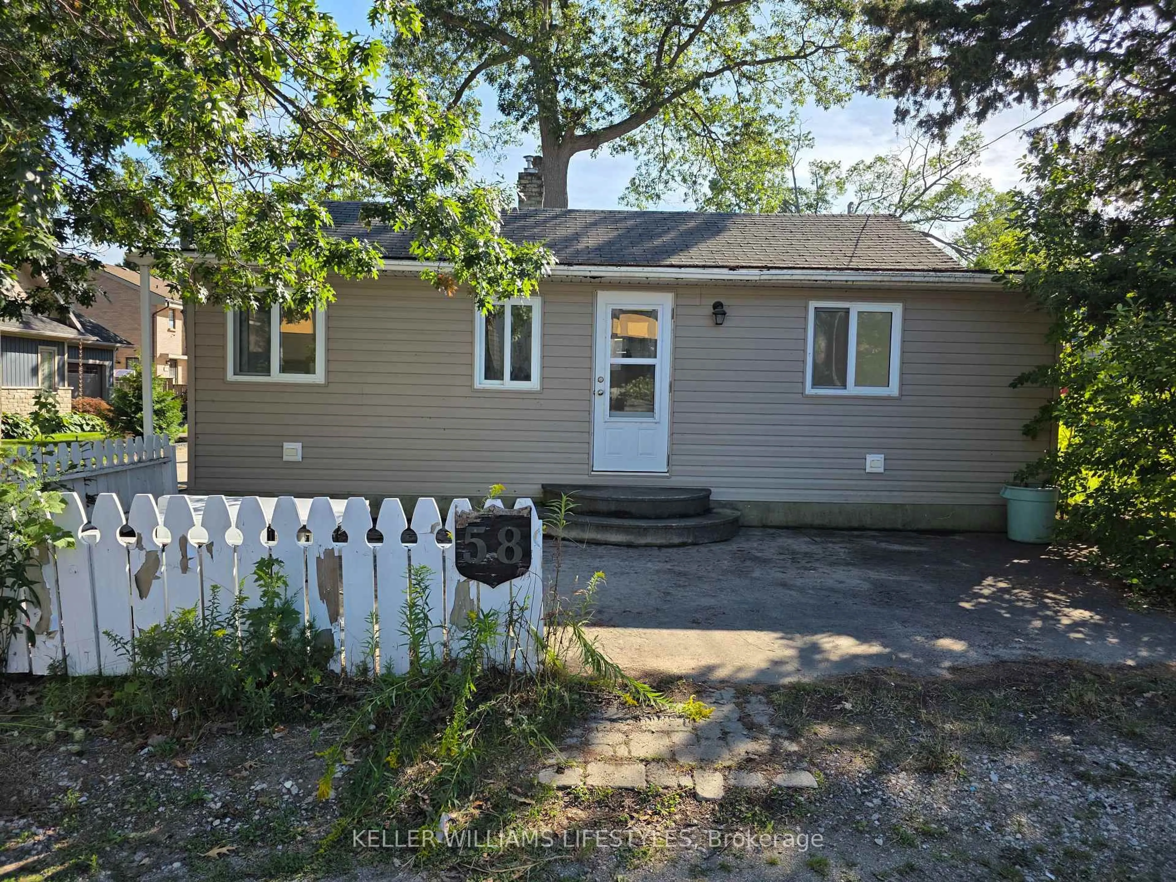 Unknown for 58 Centre St, Lambton Shores Ontario N0M 1T0