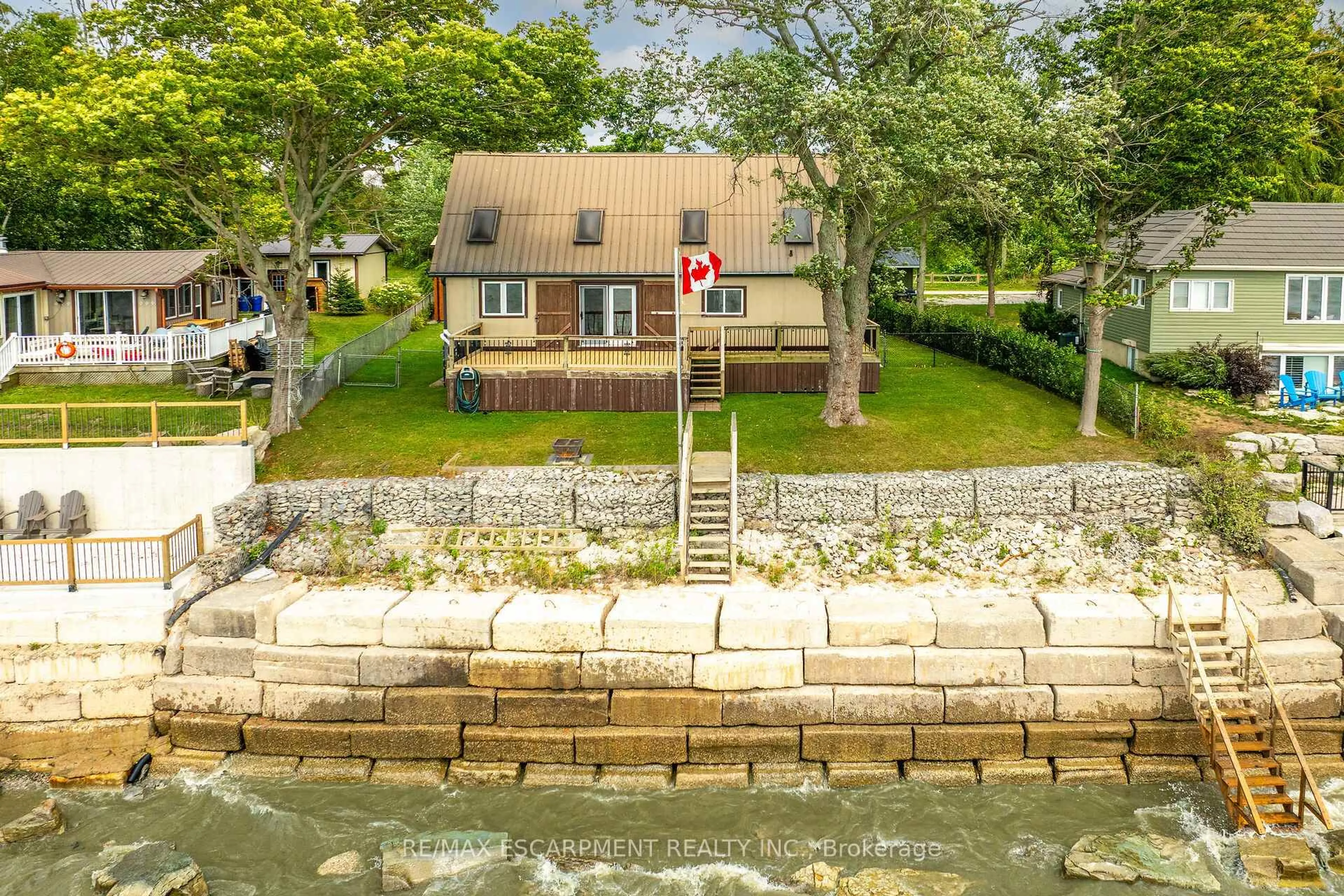 A pic from outside/outdoor area/front of a property/back of a property/a pic from drone, water/lake/river/ocean view for 20 HOOVER POINT Lane, Haldimand Ontario N0A 1P0