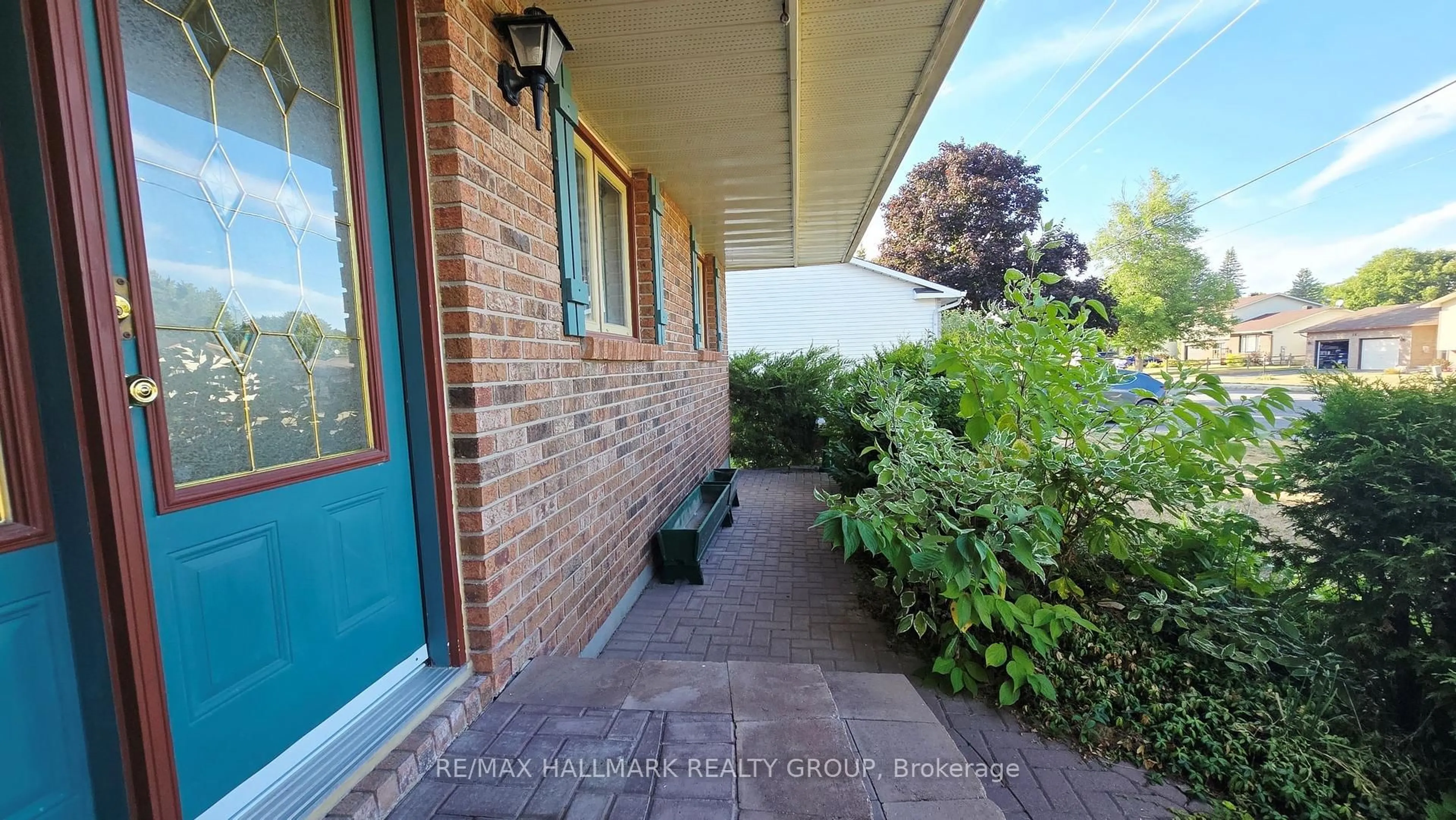 Unknown for 33 Fortune St, Richmond Ontario K0A 2Z0