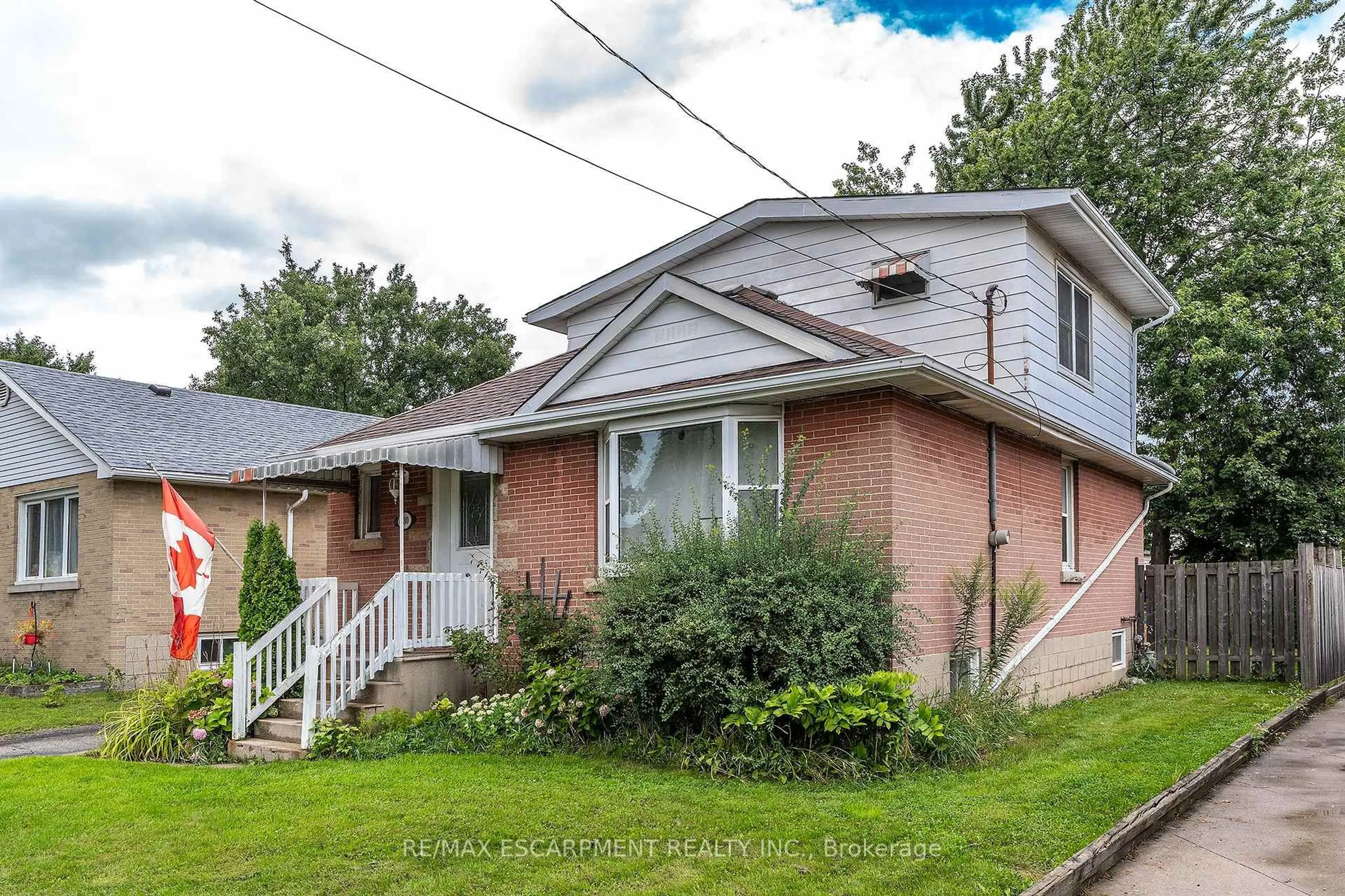 Home with brick exterior material, street for 330 East 15th St, Hamilton Ontario L9A 4G5