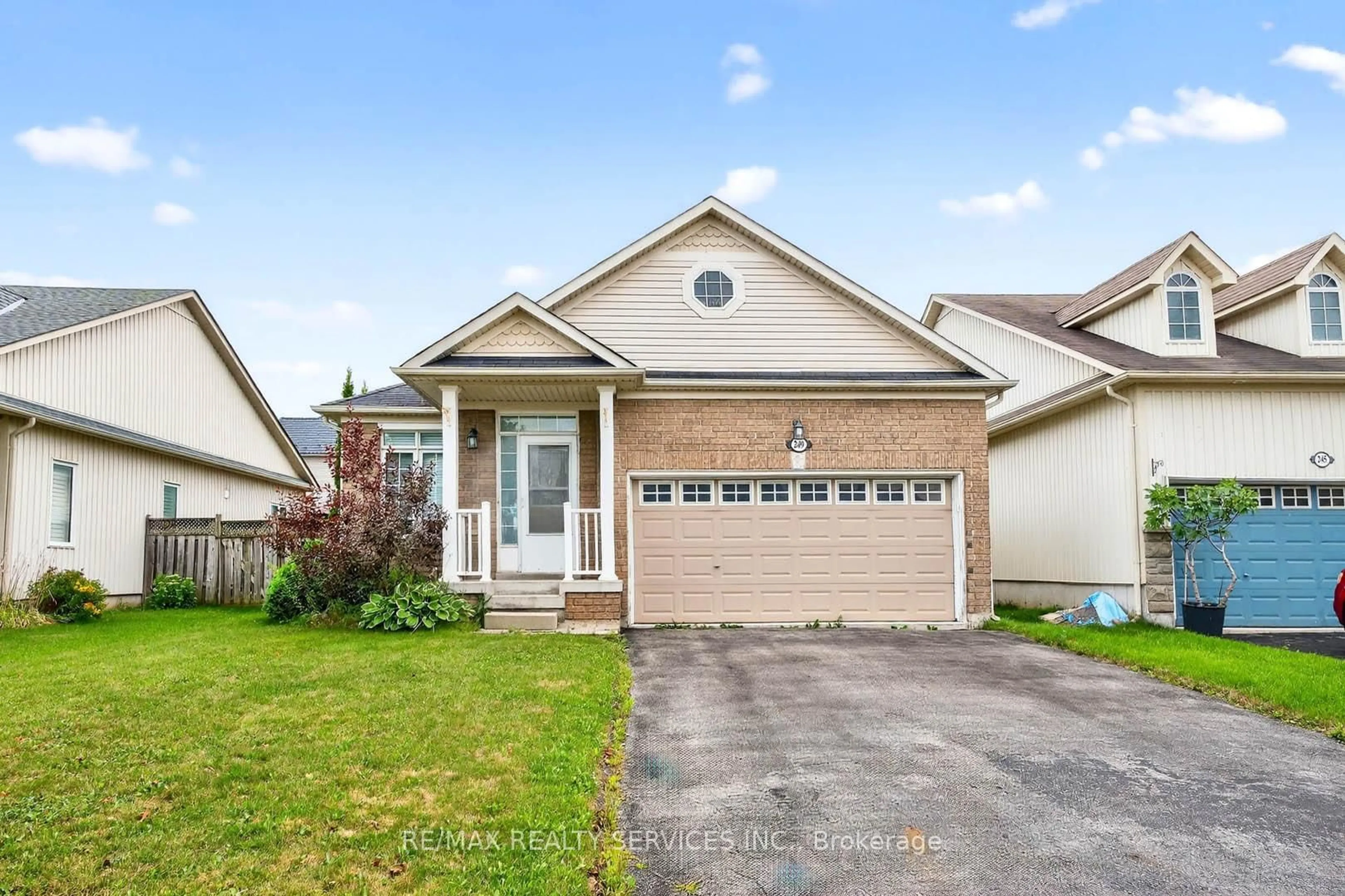 Home with vinyl exterior material, street for 249 Berry St, Shelburne Ontario L0N 1S2