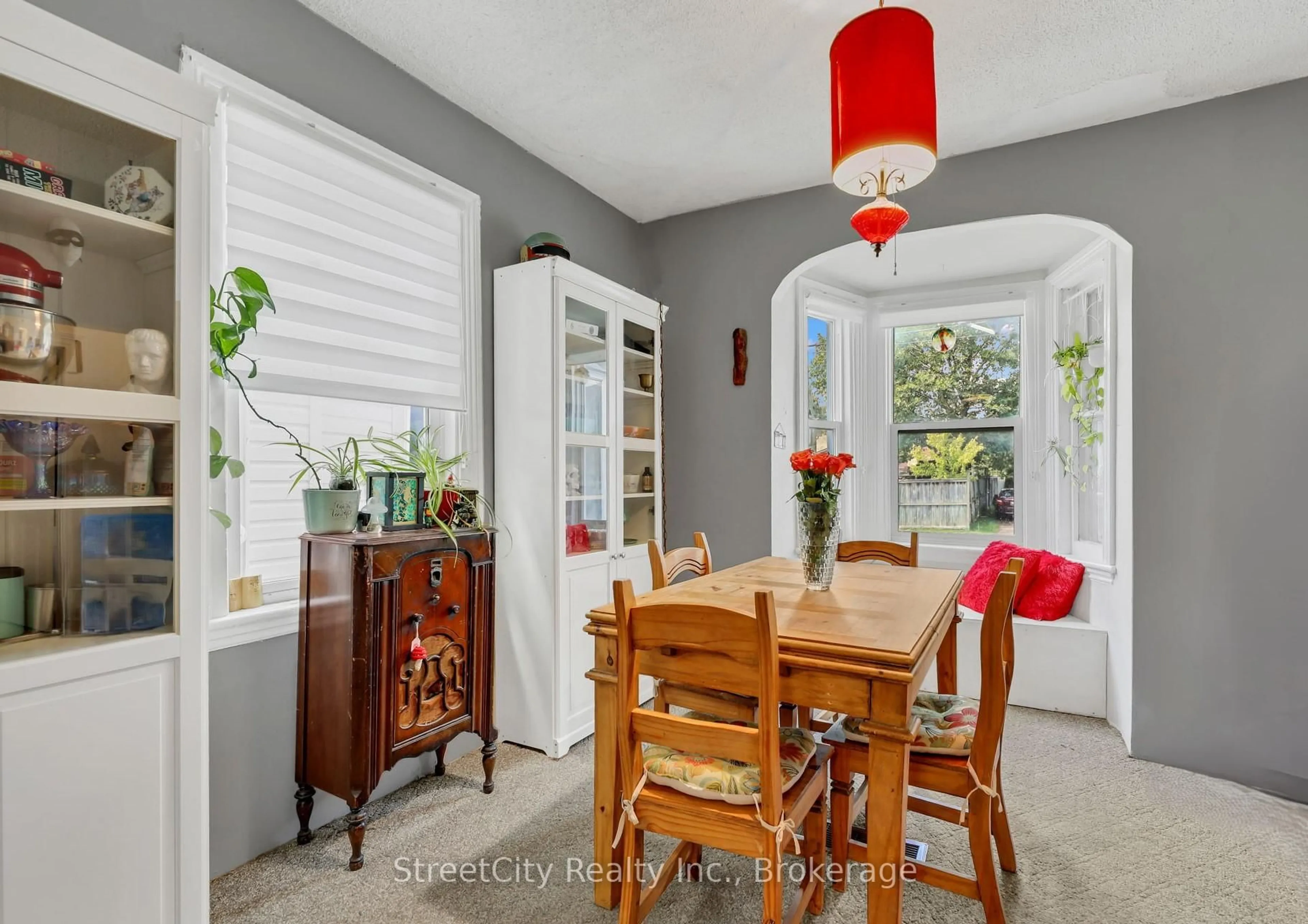Dining room, unknown for 265 Front St, Stratford Ontario N5A 4J1