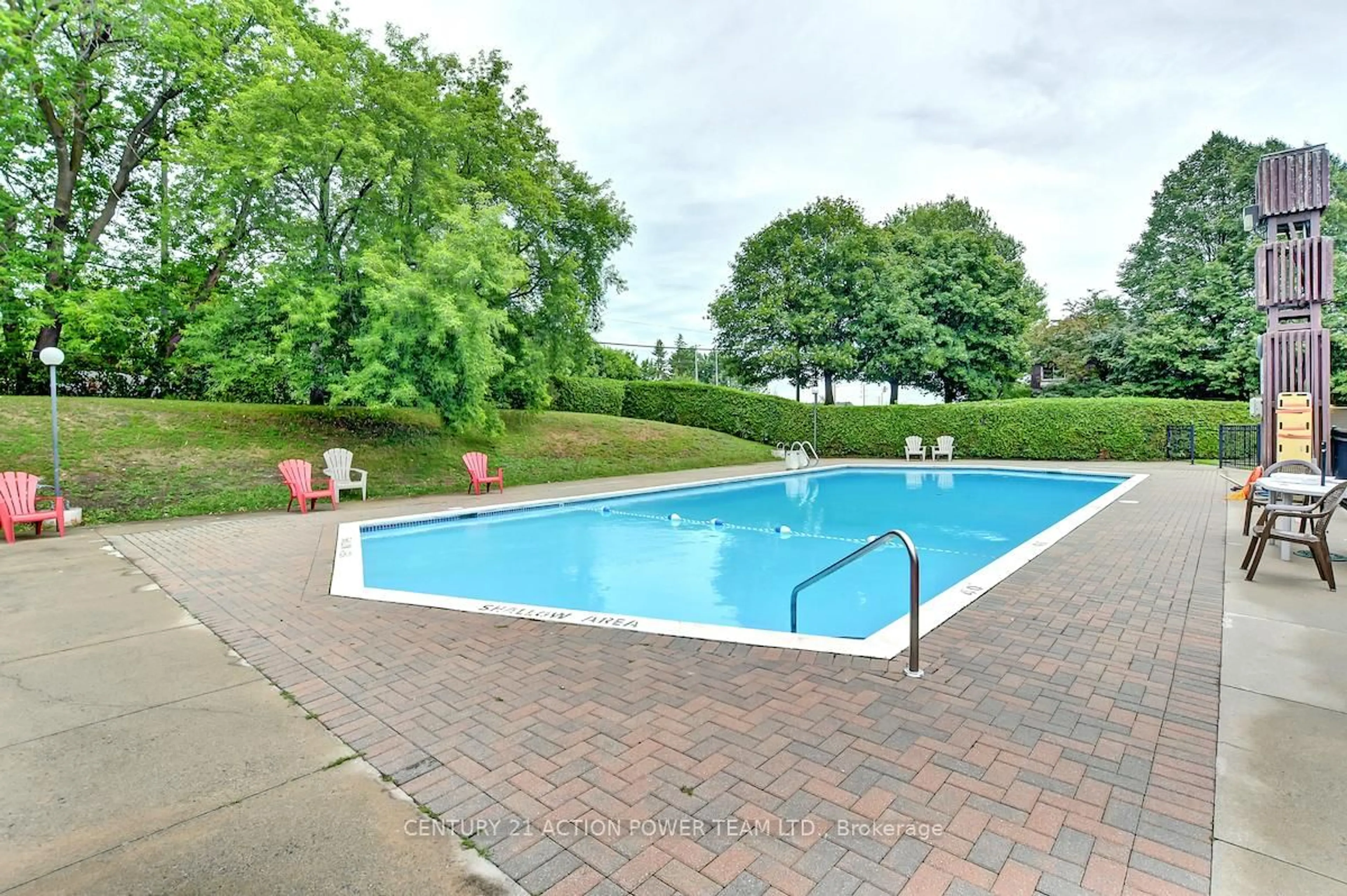 Pool for 915 Elmsmere Rd #314, Ottawa Ontario K1J 8H8