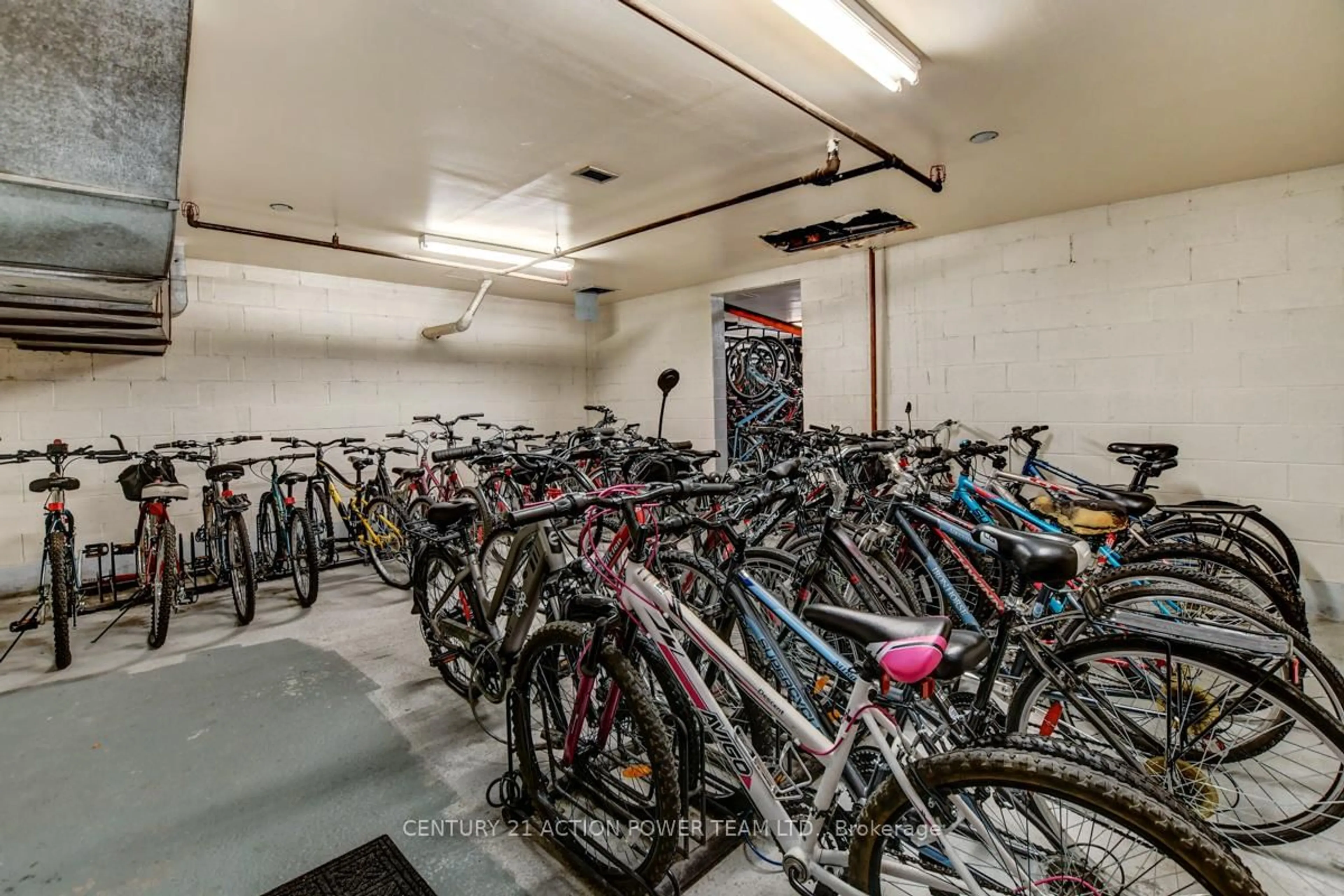 Indoor garage for 915 Elmsmere Rd #314, Ottawa Ontario K1J 8H8