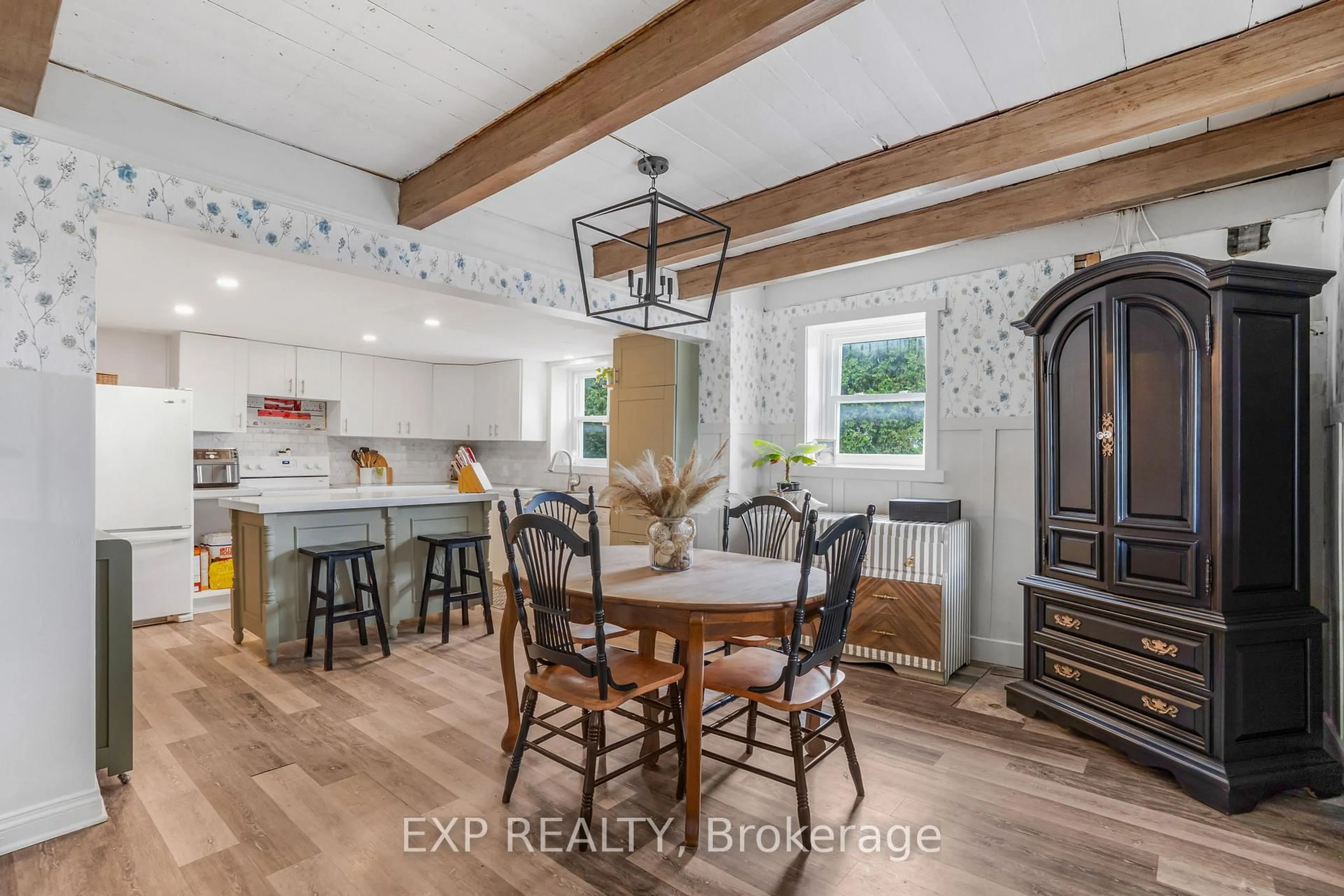 Open concept kitchen, unknown for 1209 Labrosse St, East Hawkesbury Ontario K0B 1P0