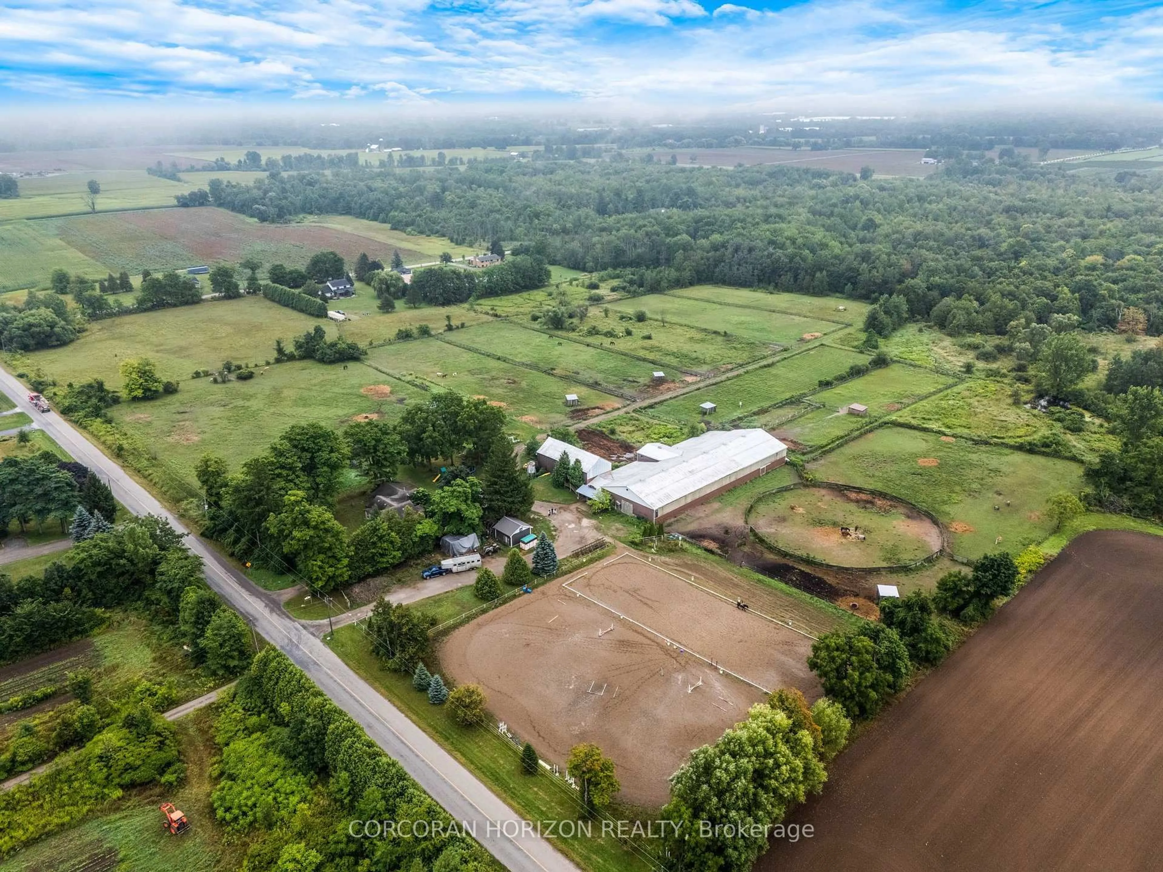 A pic from outside/outdoor area/front of a property/back of a property/a pic from drone, unknown for 1374 5th Concession Rd, Hamilton Ontario L0R 2H2