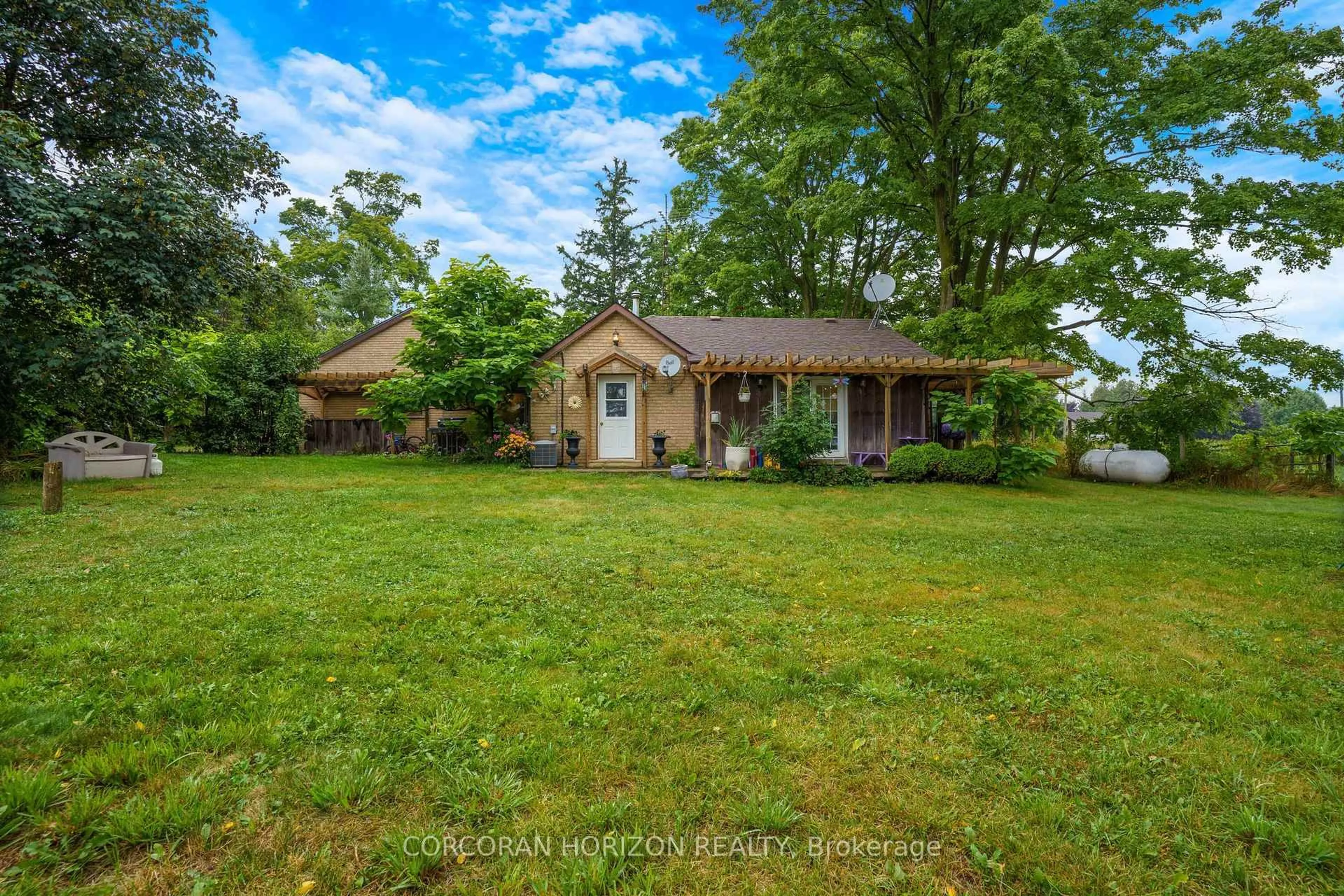 A pic from outside/outdoor area/front of a property/back of a property/a pic from drone, street for 1374 5th Concession Rd, Hamilton Ontario L0R 2H2