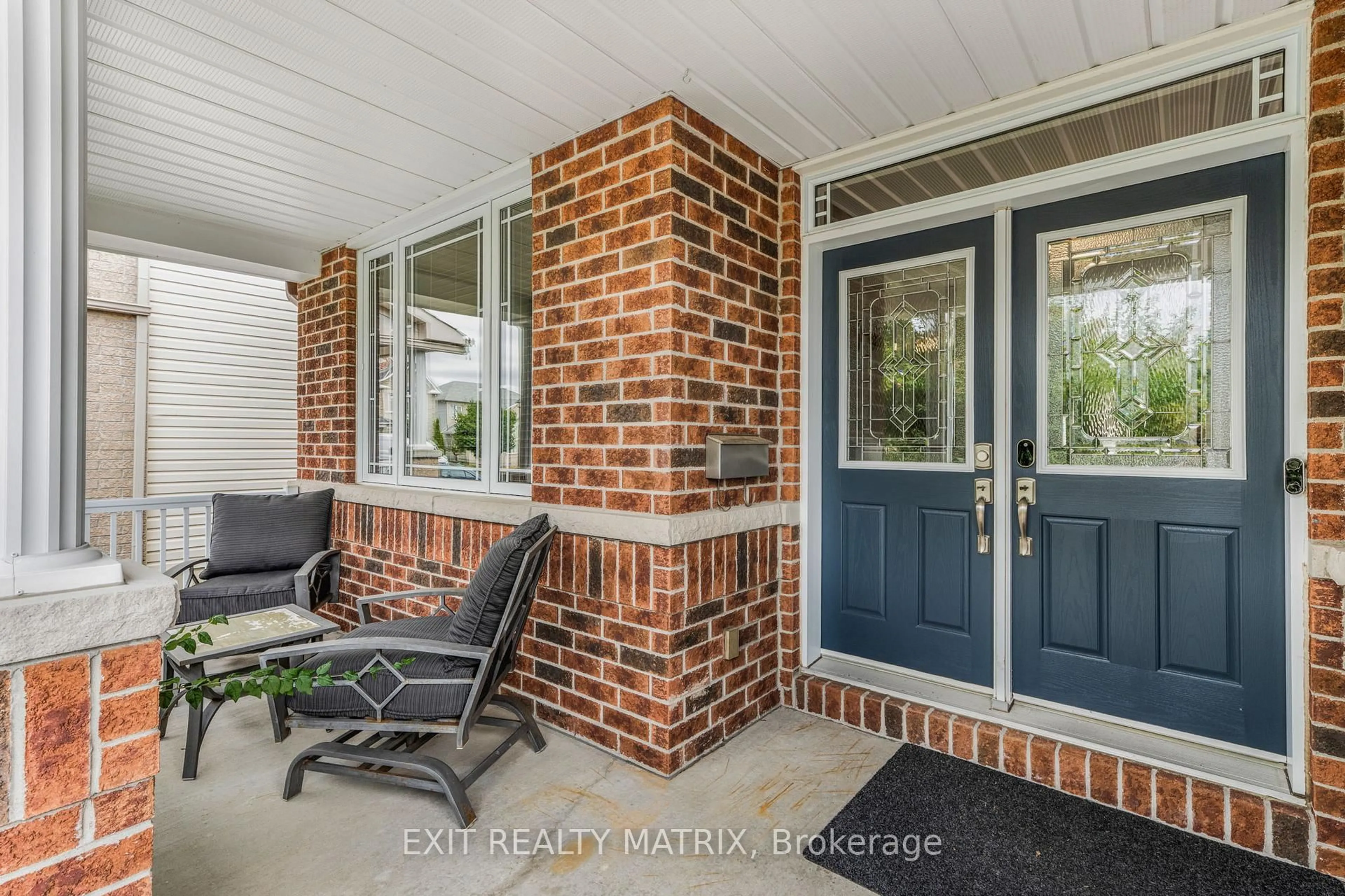 Home with brick exterior material, street for 352 Oakcrest Way, Ottawa Ontario K4A 0S5