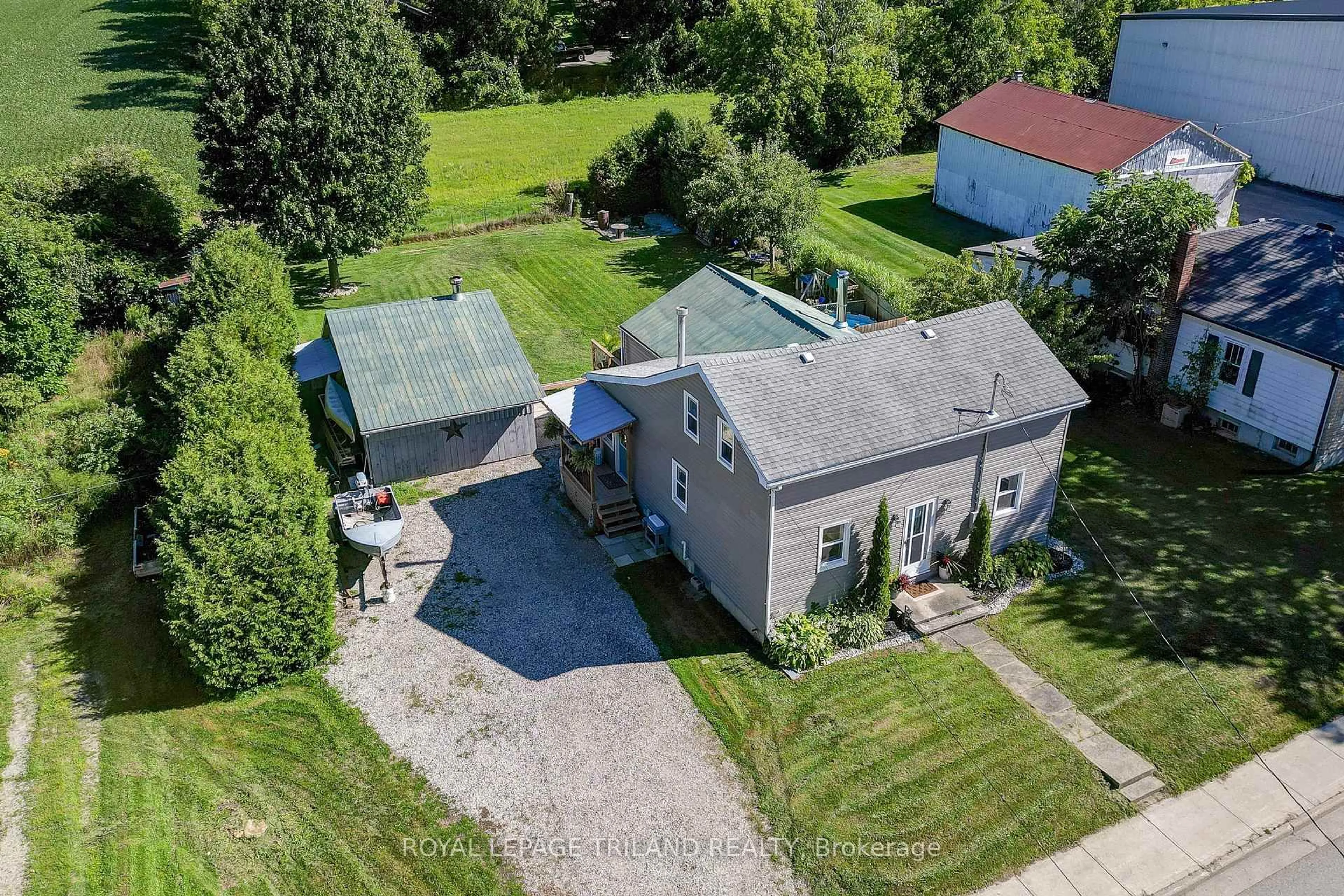 A pic from outside/outdoor area/front of a property/back of a property/a pic from drone, unknown for 35761 FINGAL Line, Southwold Ontario N0L 1K0