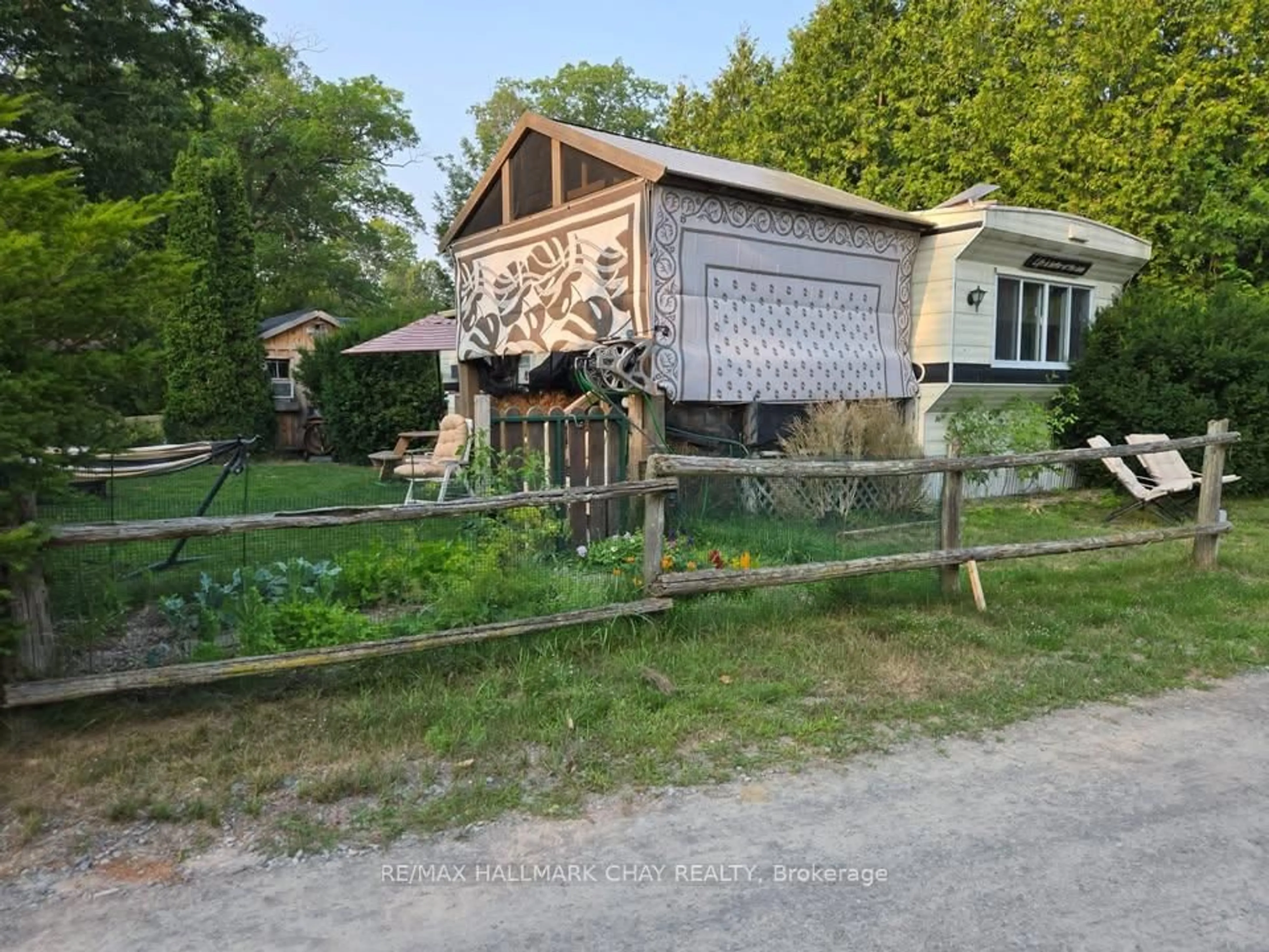 Shed for 116 Cedardale Rd #21, Brighton Ontario K0K 1L0