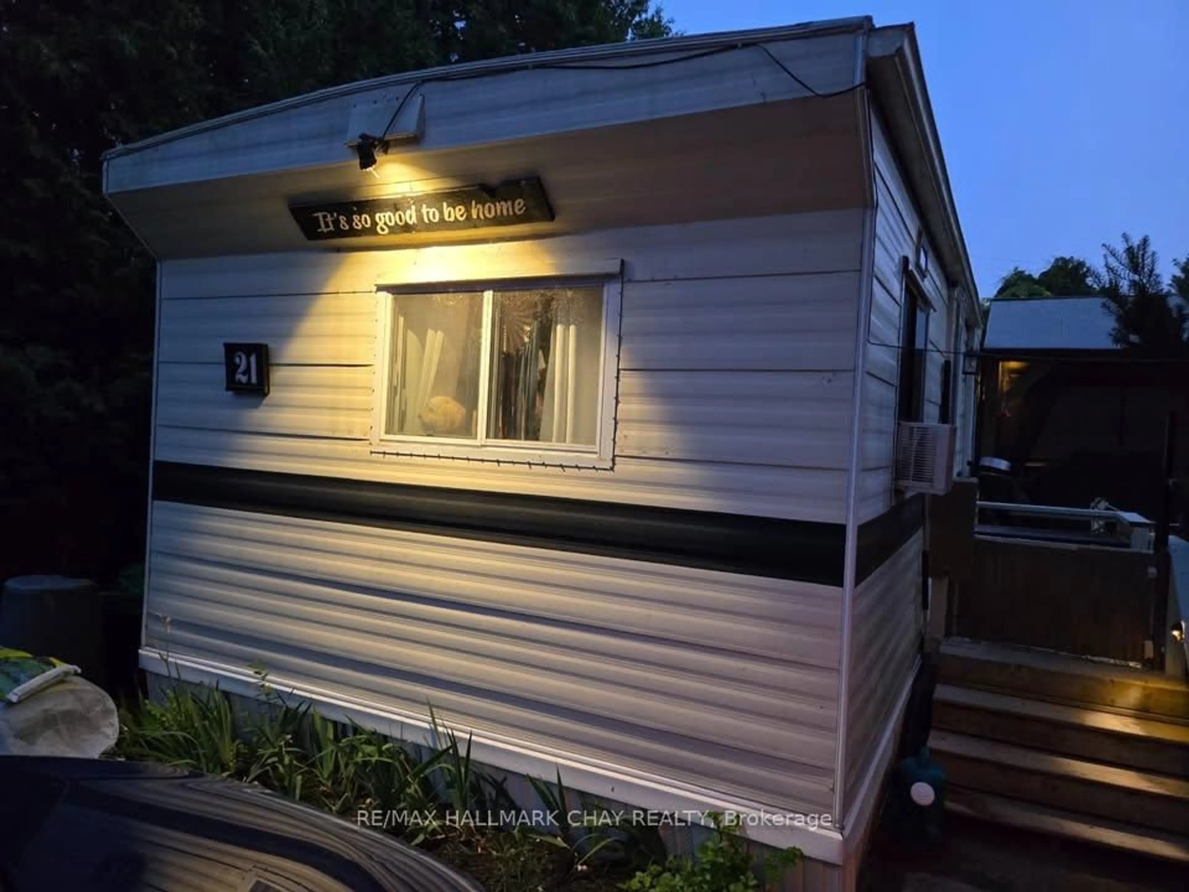 Home with vinyl exterior material, street for 116 Cedardale Rd #21, Brighton Ontario K0K 1L0