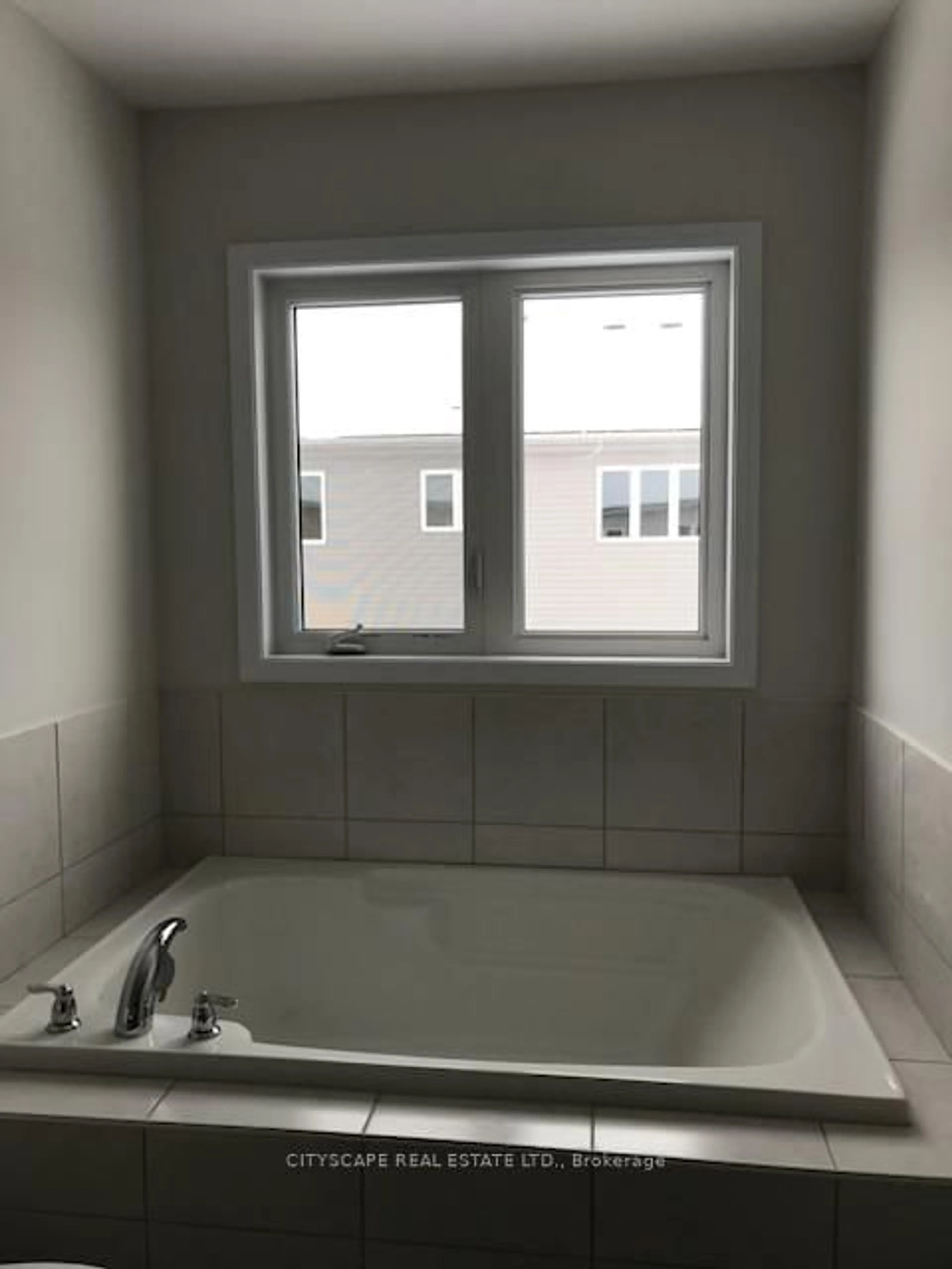 A pic of a room for 7725 Shagbark Ave, Niagara Falls Ontario L2H 3R9
