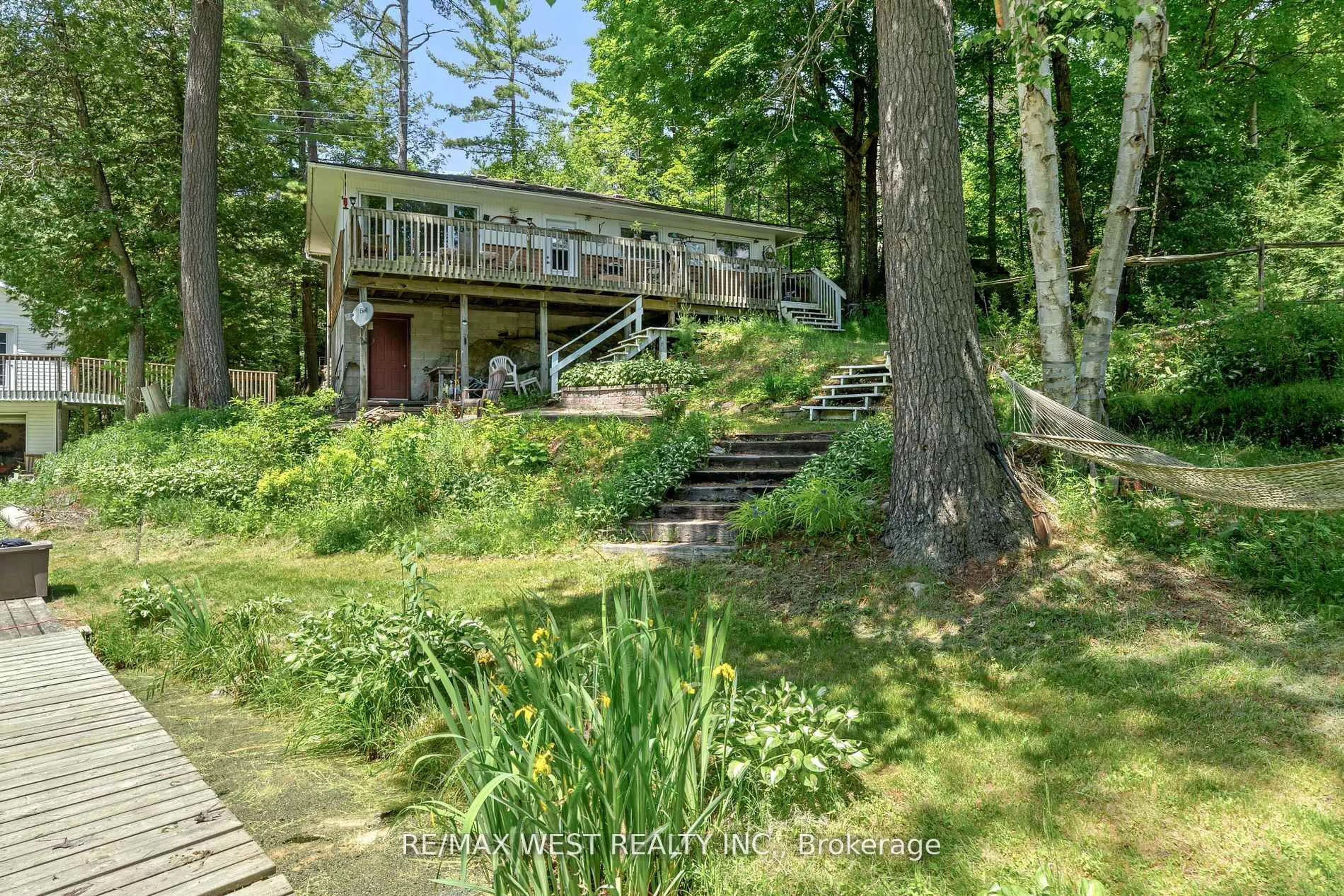 A pic from outside/outdoor area/front of a property/back of a property/a pic from drone, unknown for 2735 Shepherd Lane, Selwyn Ontario K0L 2H0