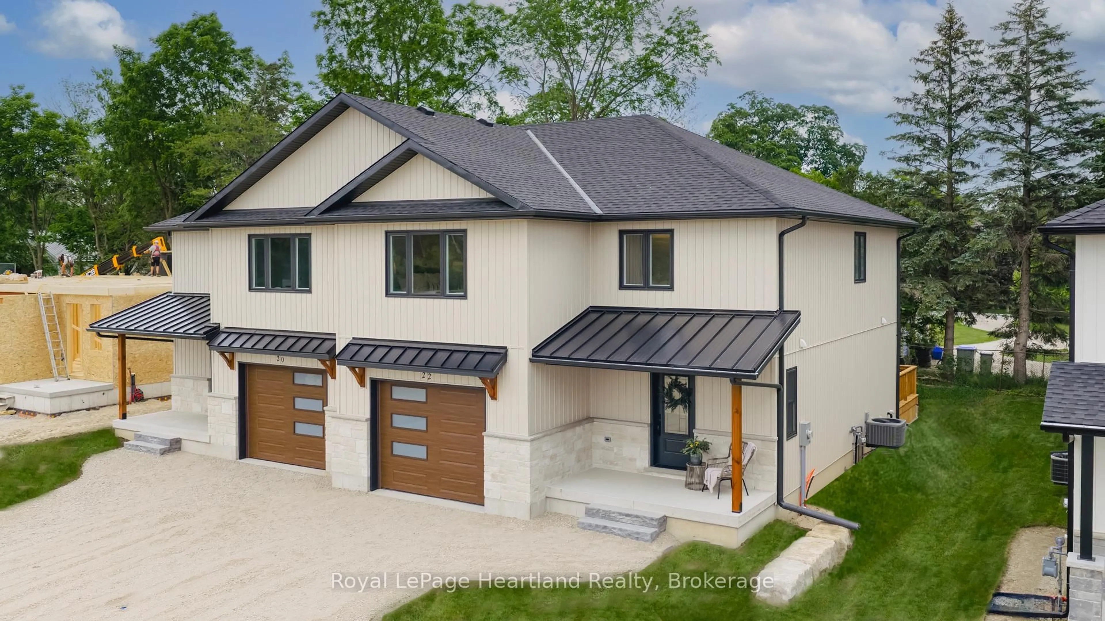 Unknown for 20 Roberts St, Huron East Ontario N0K 1W0