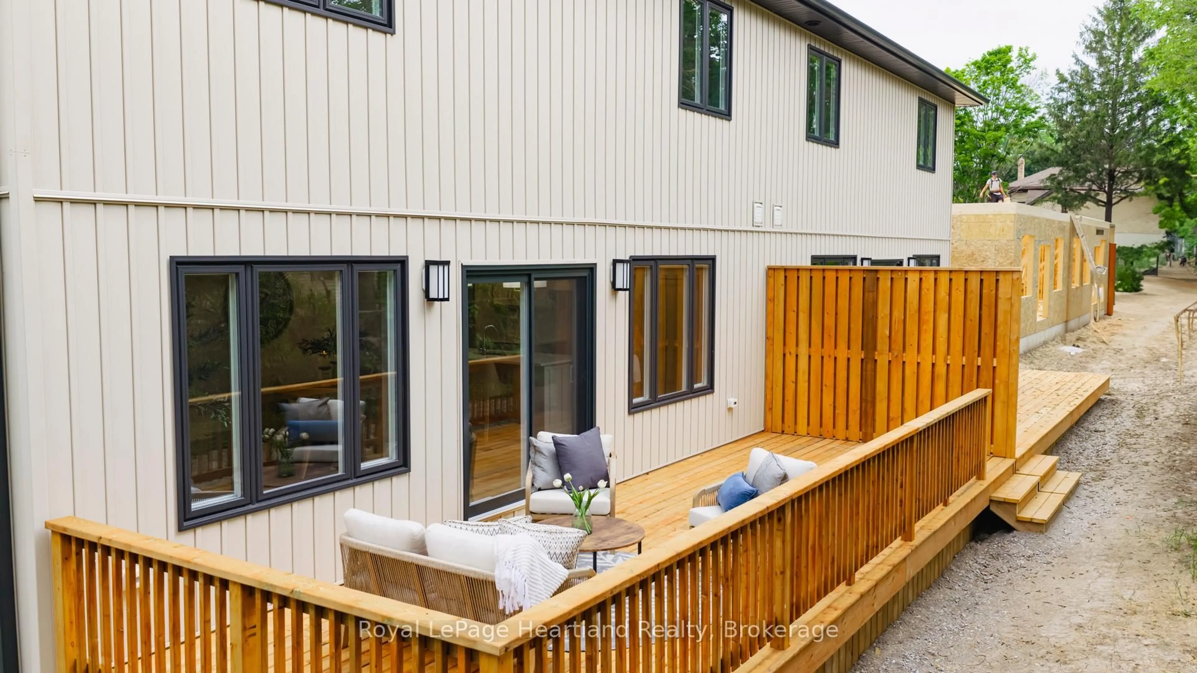 Patio, unknown for 20 Roberts St, Huron East Ontario N0K 1W0
