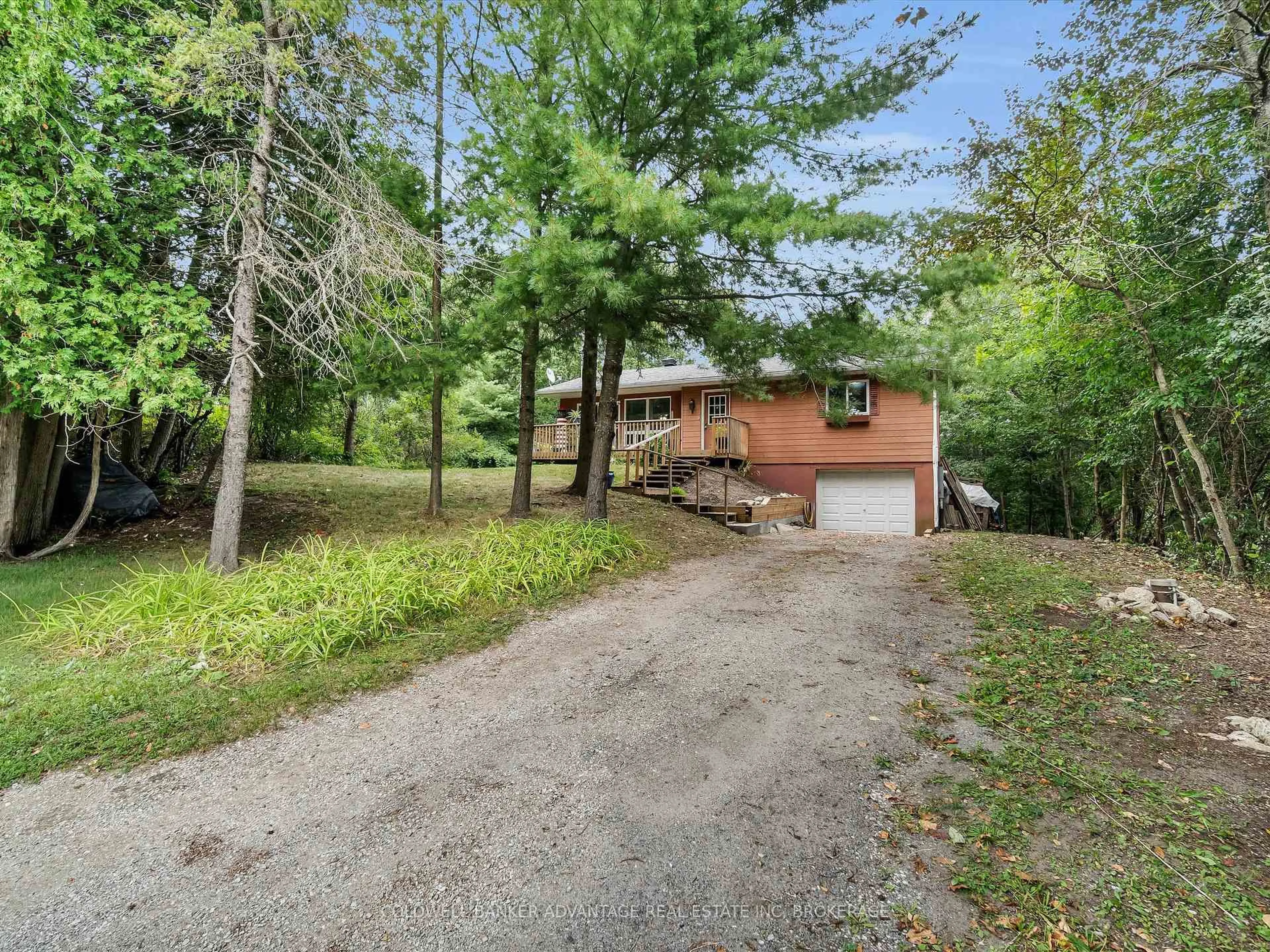 A pic from outside/outdoor area/front of a property/back of a property/a pic from drone, unknown for 4276 HIGHWAY 520, Magnetawan Ontario P0A 1P0