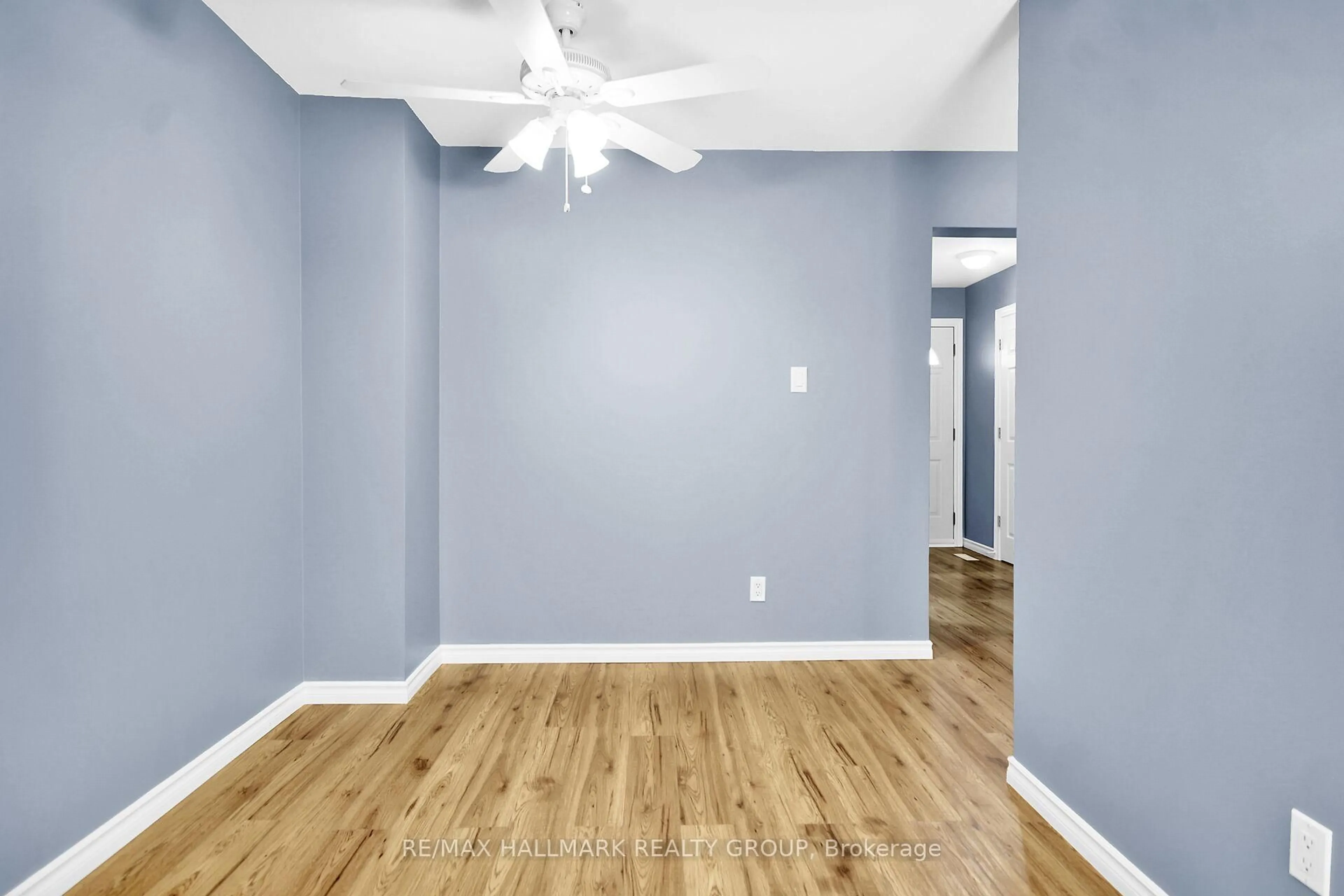 A pic of a room for 2570 SOUTHVALE Cres #113, Ottawa Ontario K1B 5B6