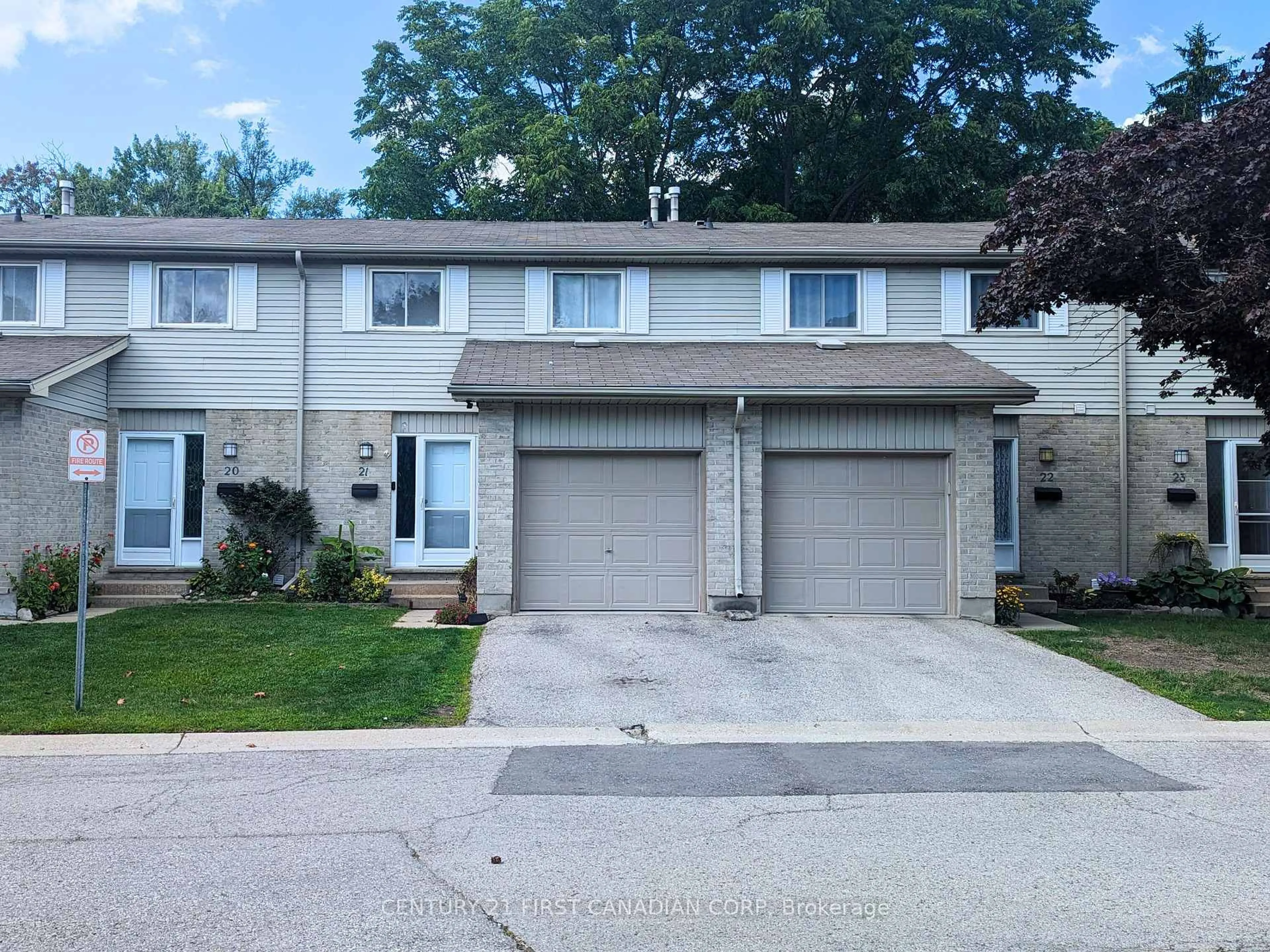 Unknown for 30 Clarendon Cres #21, London South Ontario N6C 5Y1