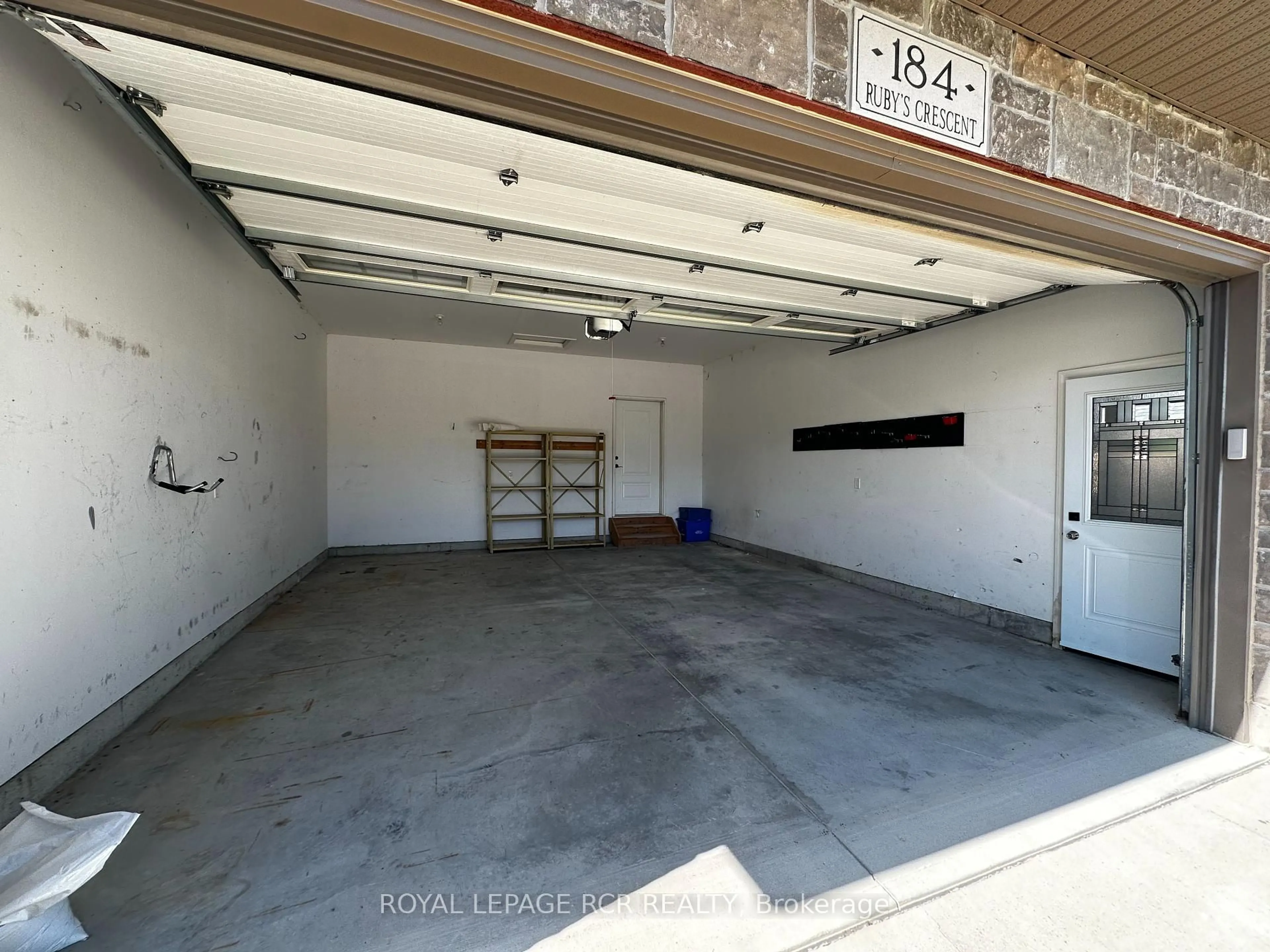 Indoor garage for 184 Ruby's Cres, Wellington North Ontario N0G 2L2