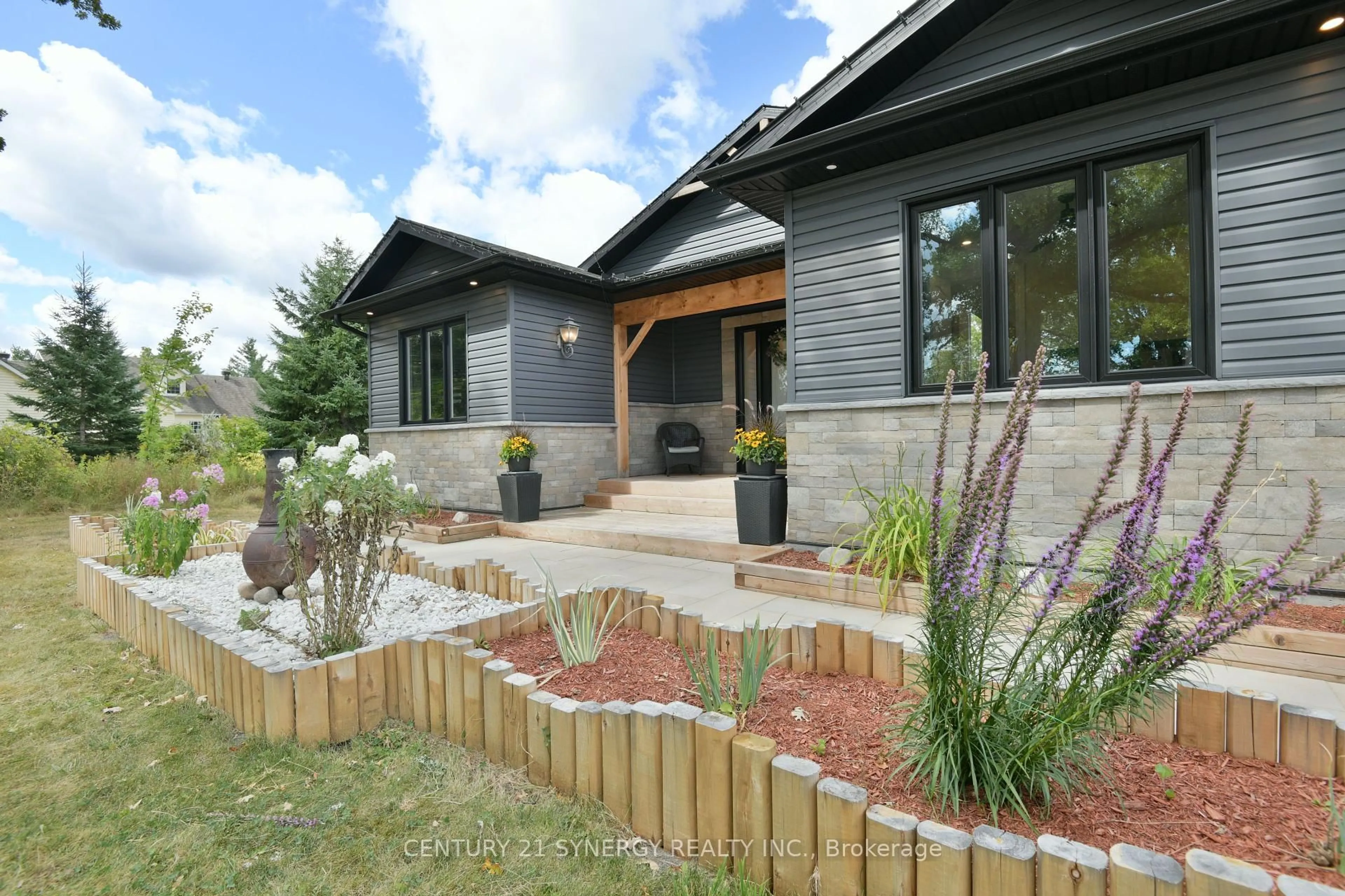 Home with brick exterior material, mountain view for 1071 Mill Ridge Rd, Arnprior Ontario K7S 3G8