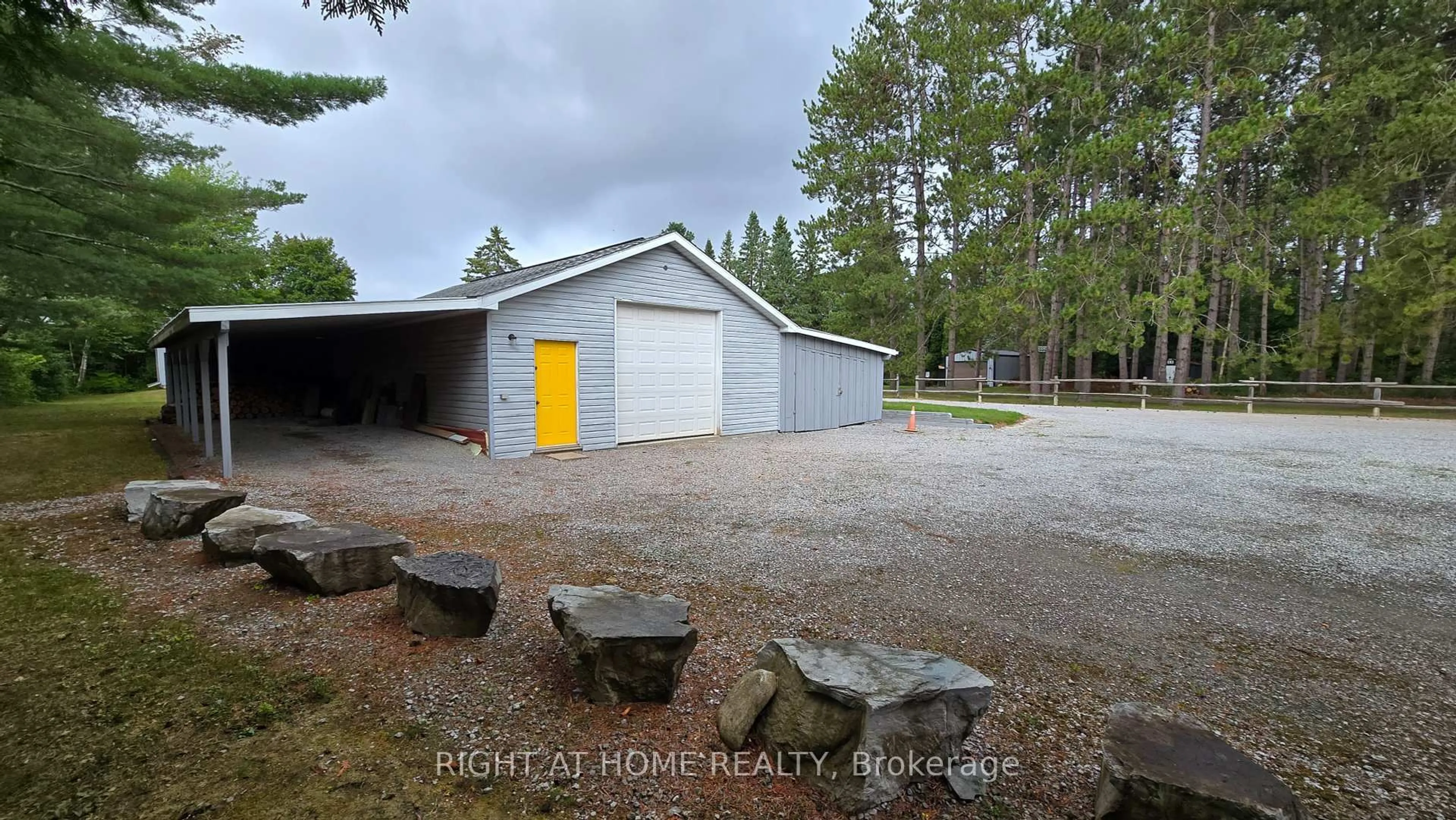 A pic from outside/outdoor area/front of a property/back of a property/a pic from drone, unknown for 31 Portage Rd, Kawartha Lakes Ontario K0M 2T0