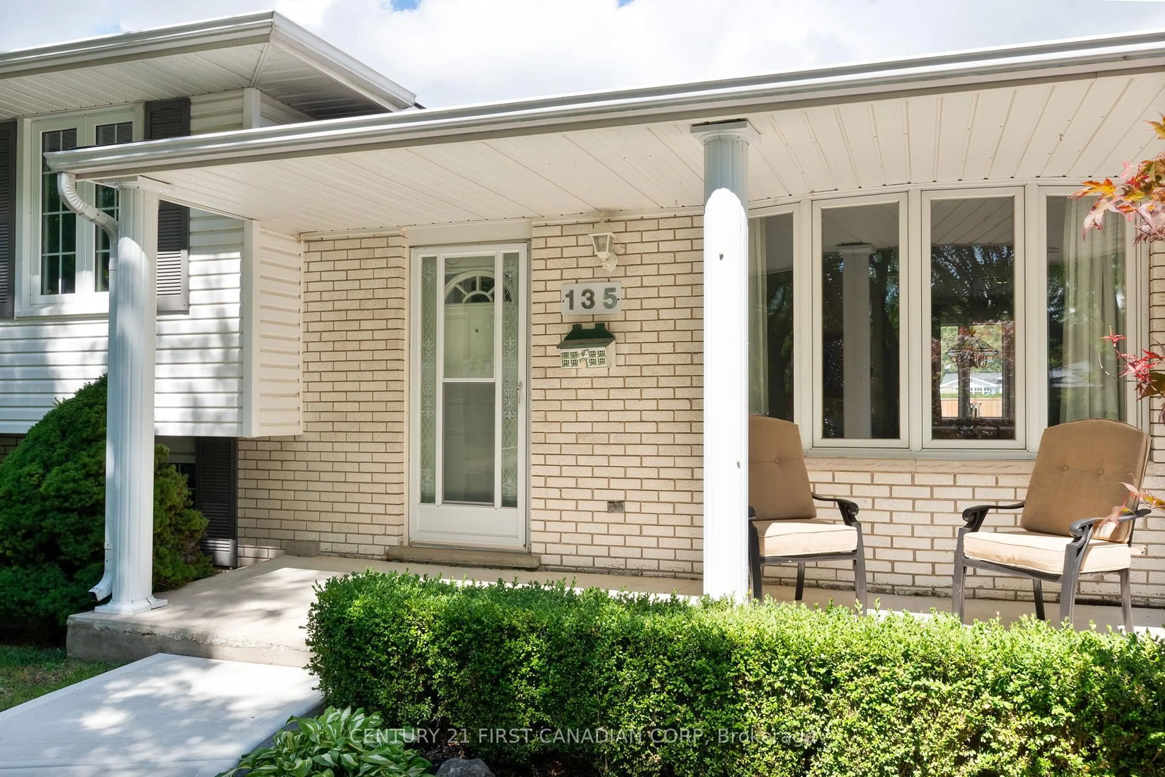 Home with brick exterior material, street for 135 Downing Cres, London South Ontario N6C 3C7