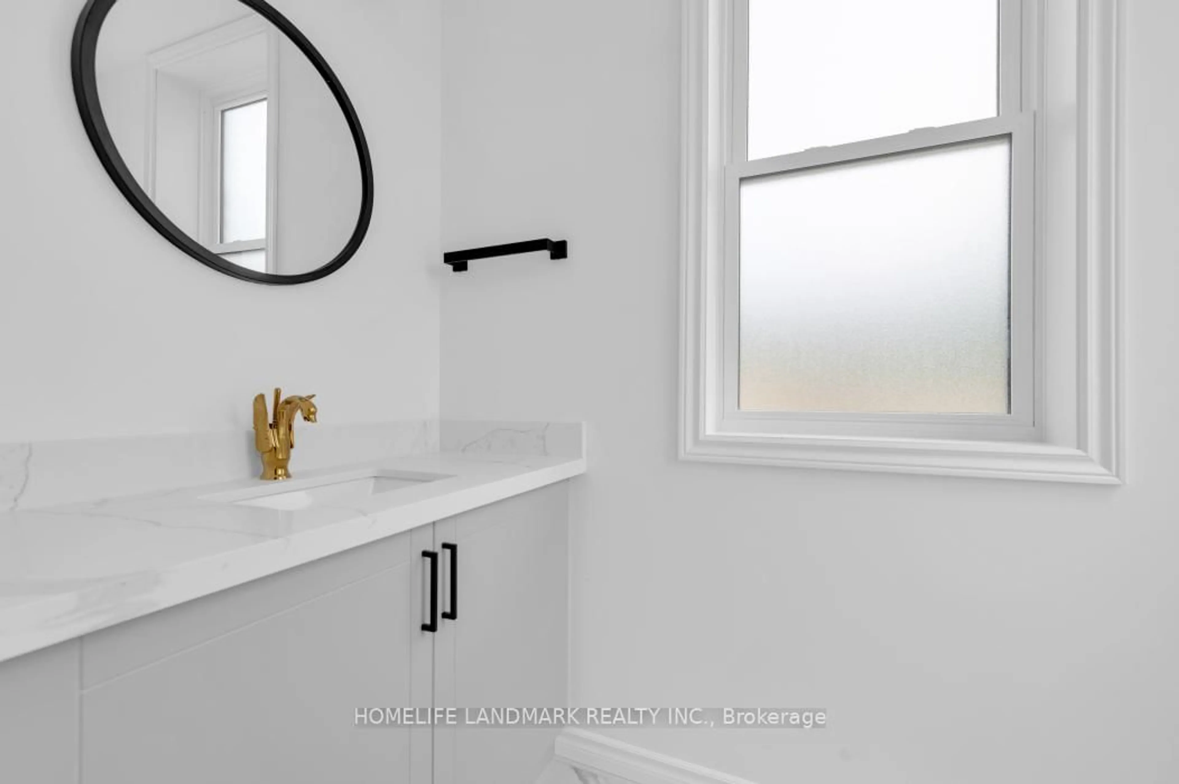 Contemporary bathroom, ceramic/tile floor for 32 Regent St, Trent Hills Ontario K0L 1L0
