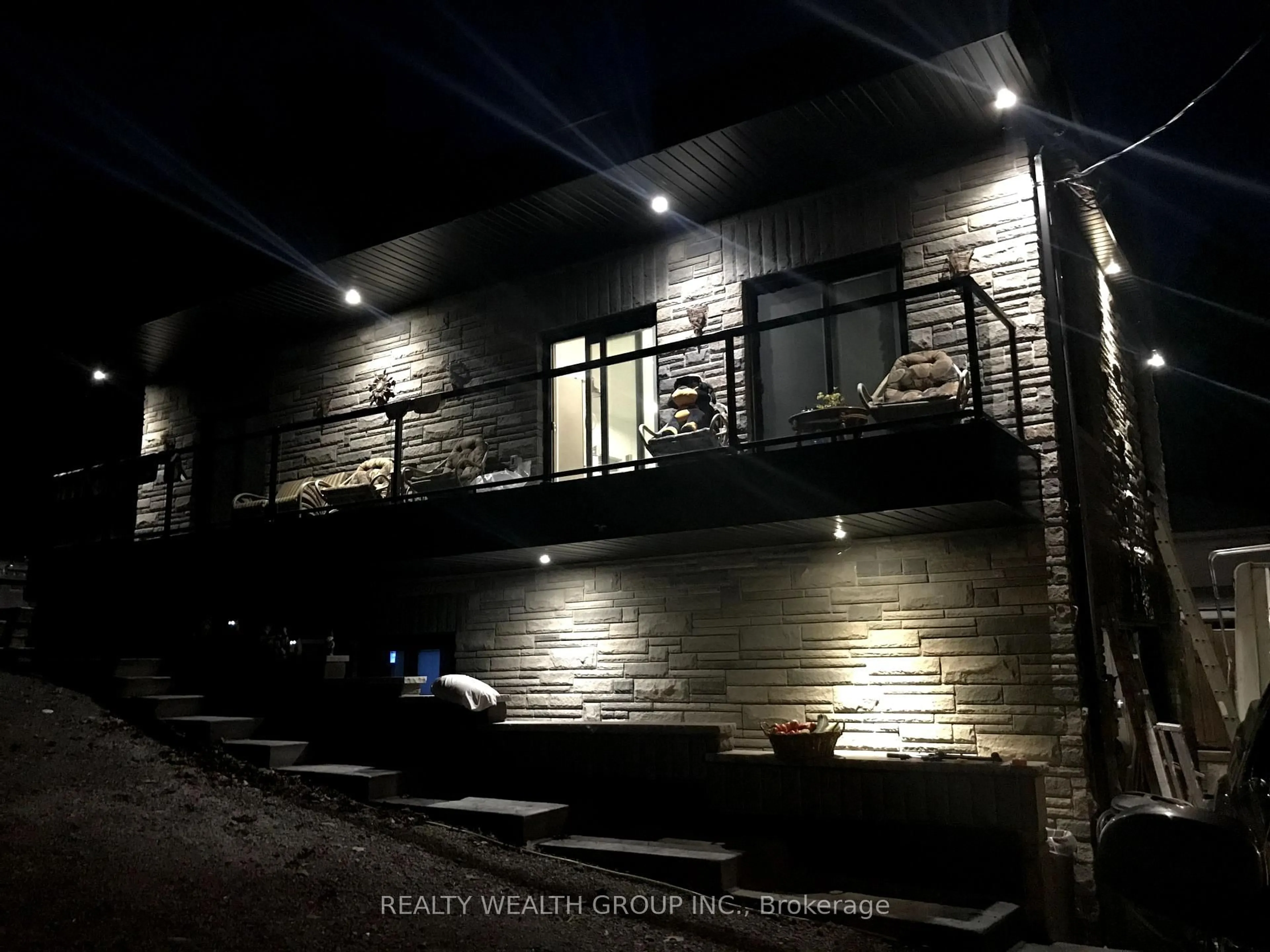 Unknown for 31 Silver Birch St, Kawartha Lakes Ontario K0M 1L0