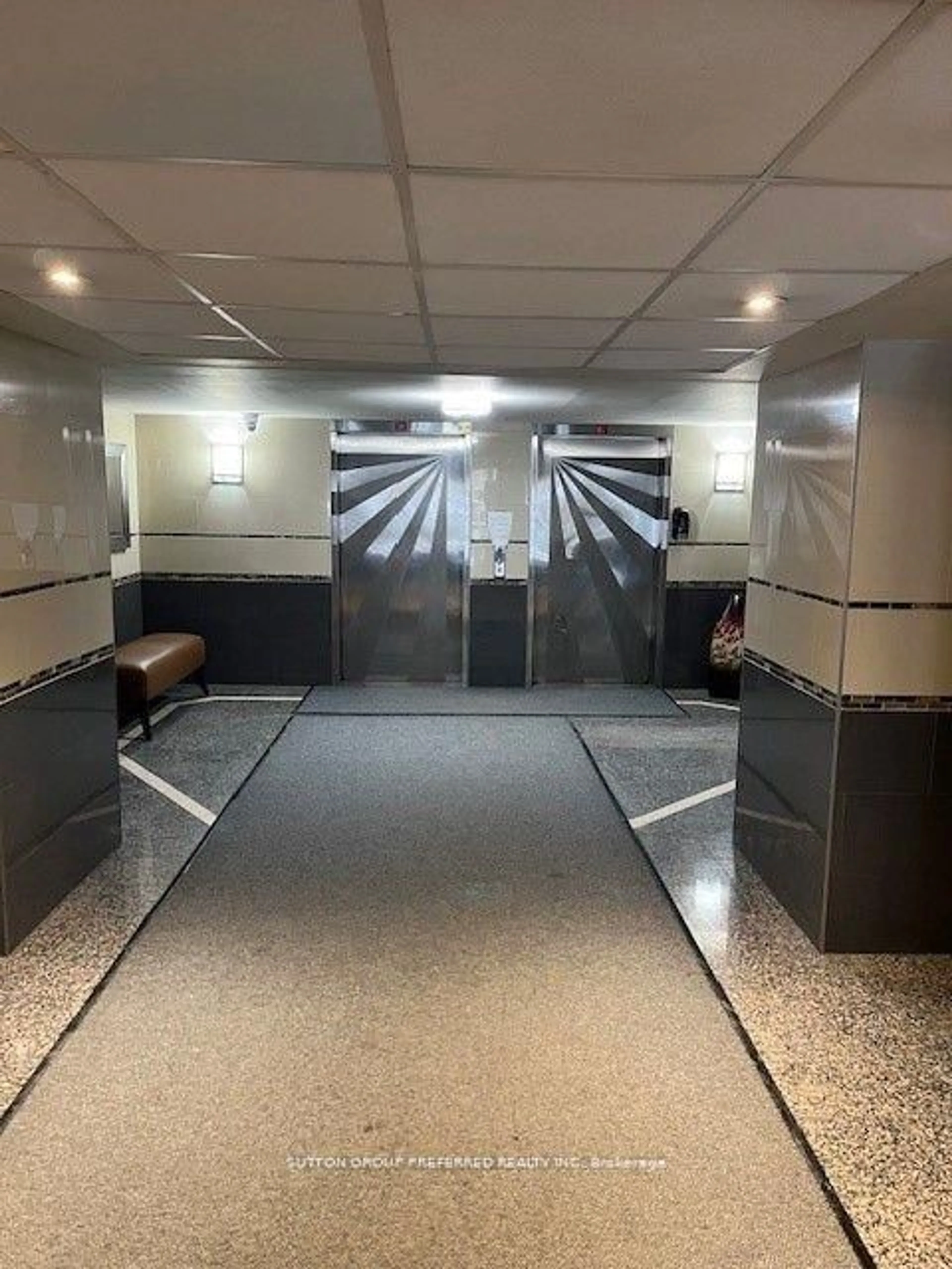 Lobby for 1103 Jalna Blvd #1407, London South Ontario N6E 2W8