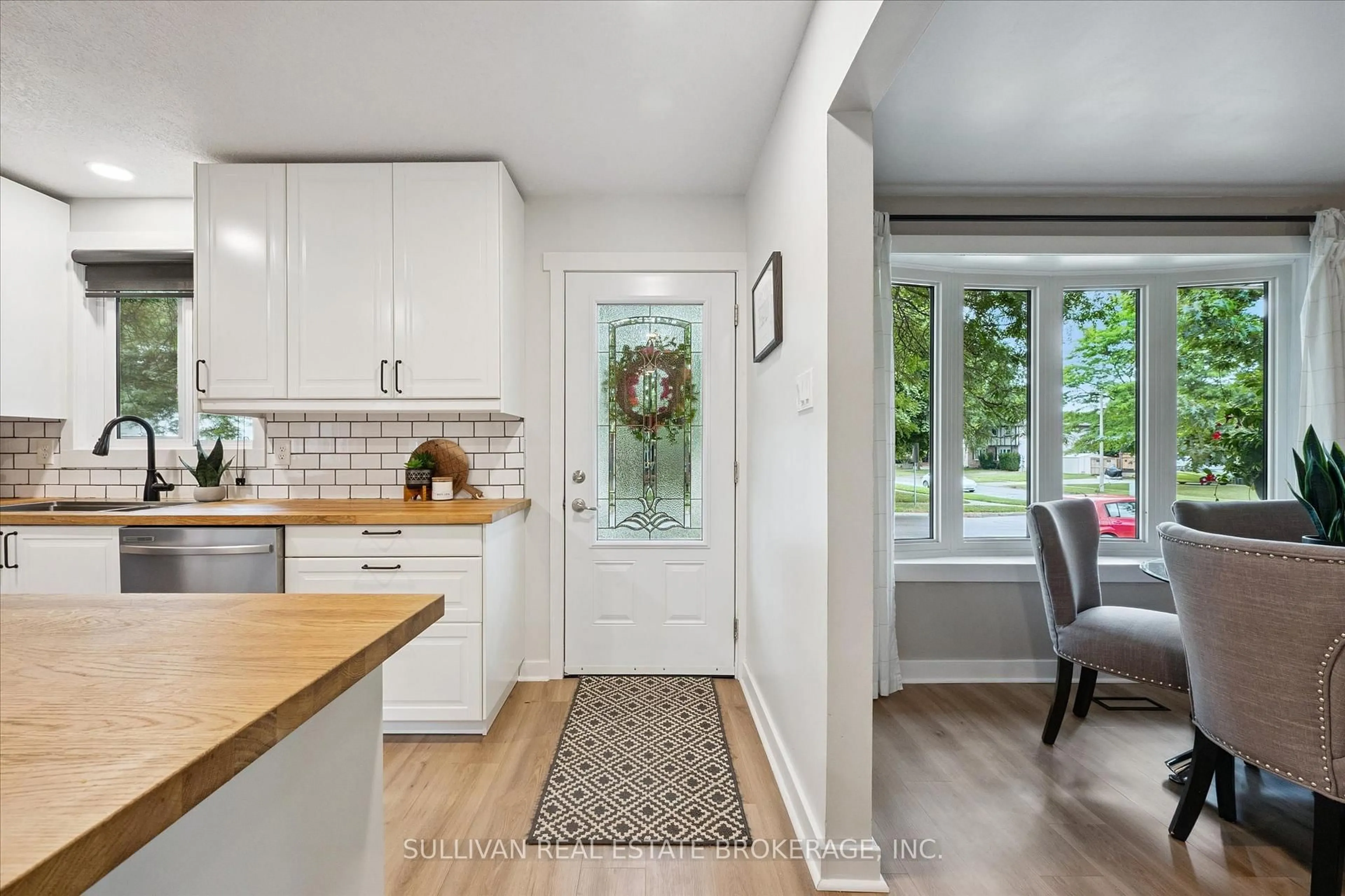 Open concept kitchen, ceramic/tile floor for 163 Hadati Rd, Guelph Ontario N1E 6N3