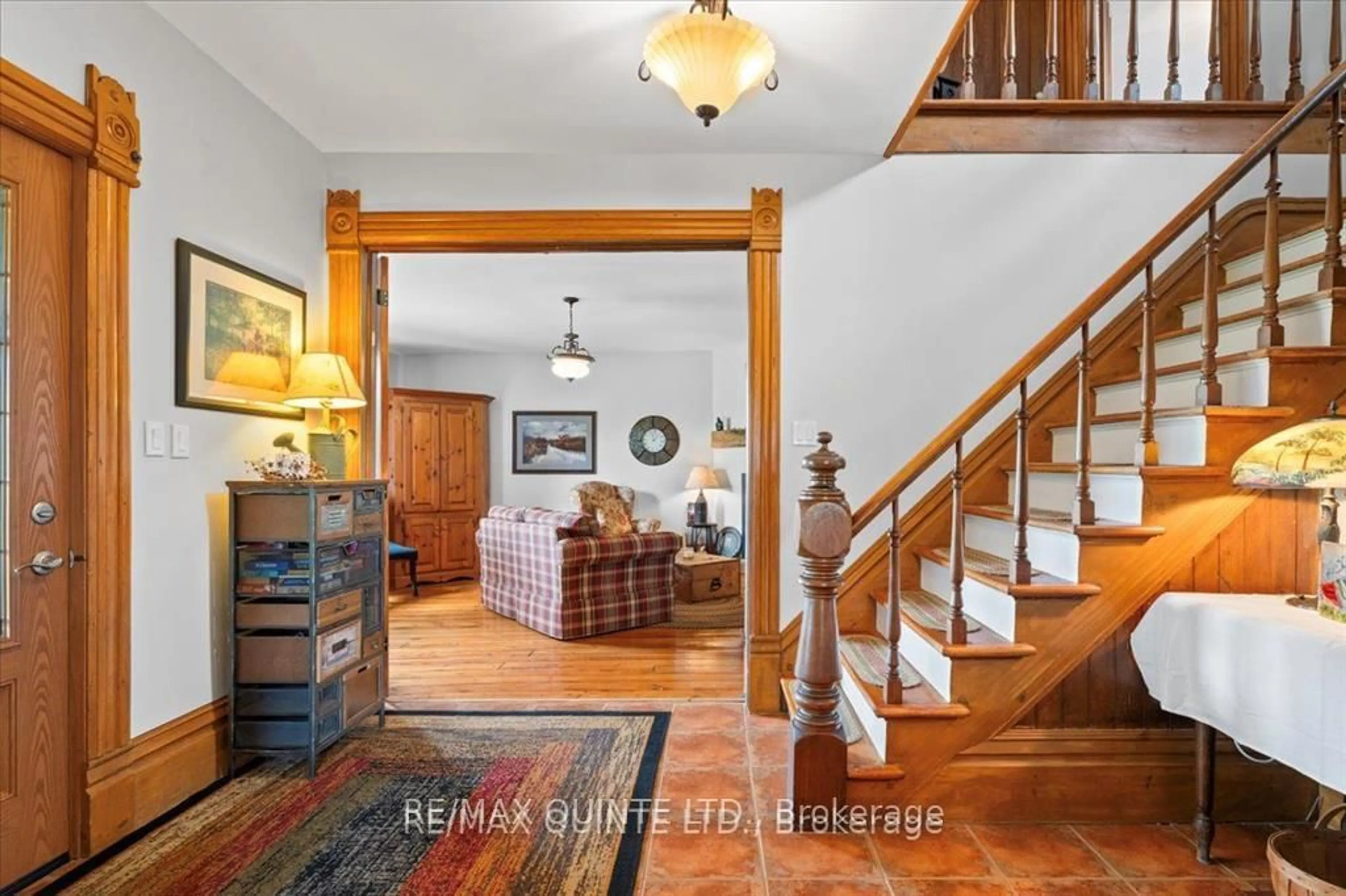 Indoor foyer for 213 Gomorrah Rd, Prince Edward County Ontario K0K 1W0