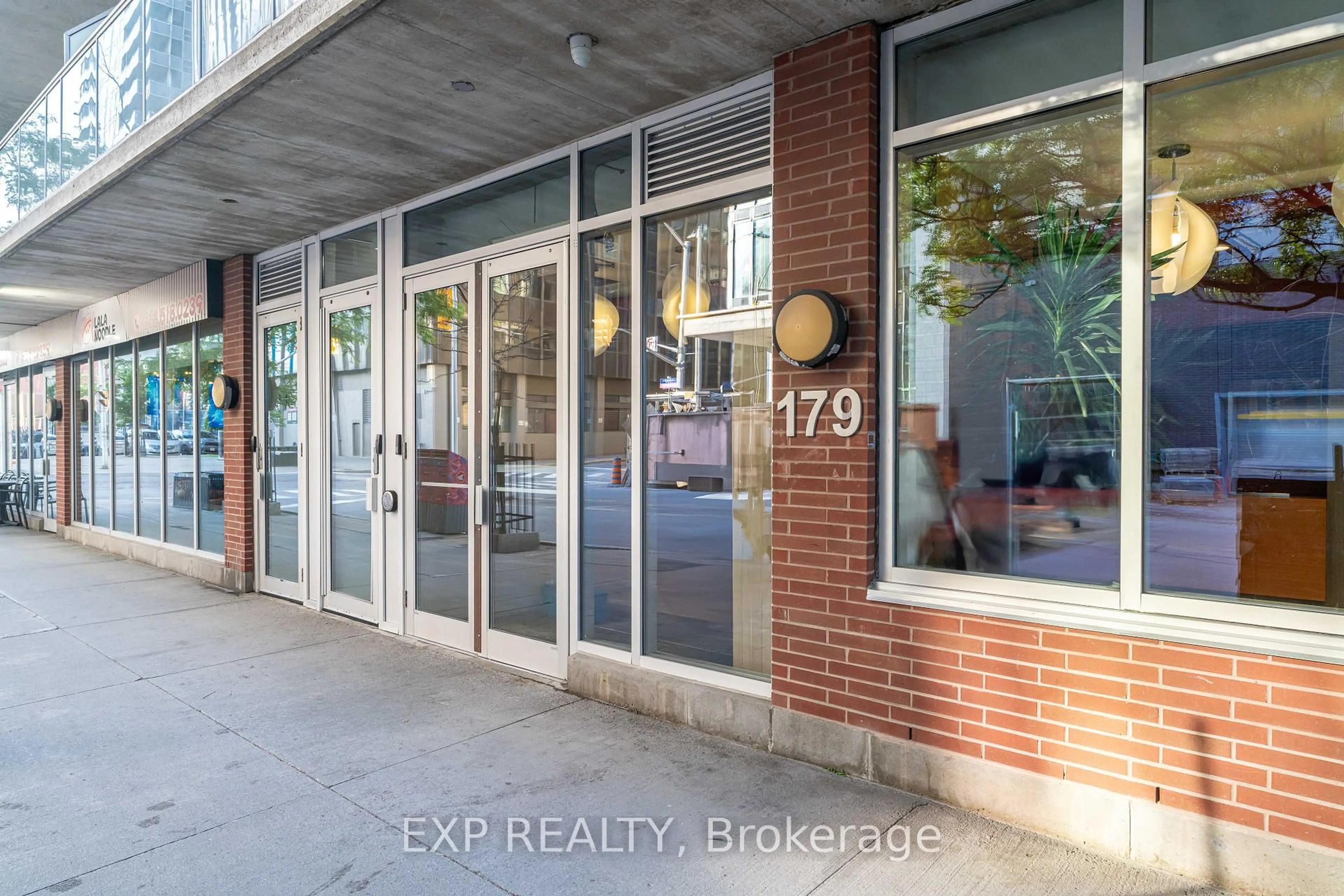 Unknown for 179 GEORGE St #907, Ottawa Ontario K1N 1J8
