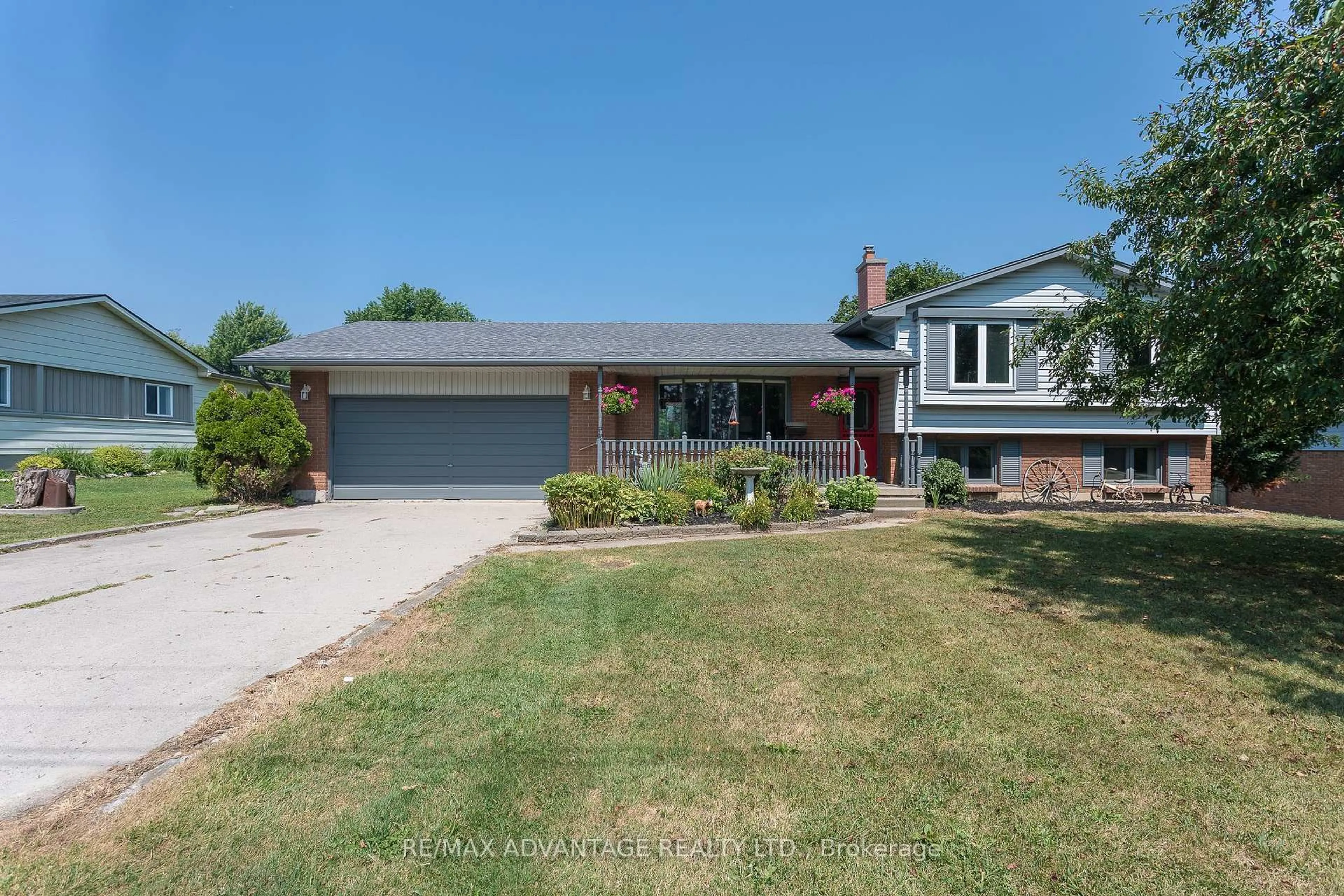 Unknown for 5928 St. James Dr, Lucan Biddulph Ontario N0M 2J0