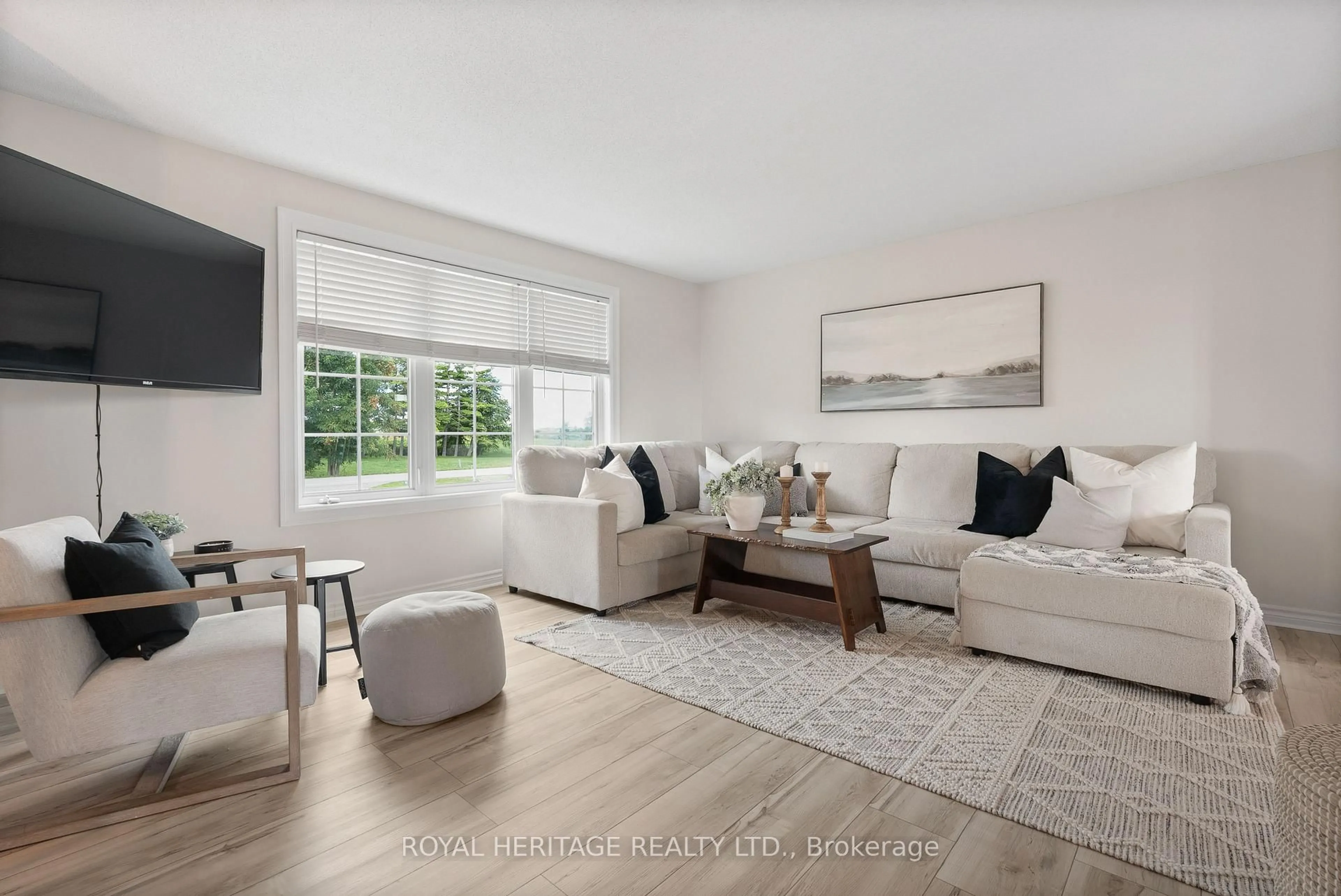 Living room with furniture, unknown for 108 Beach Rd, Kawartha Lakes Ontario K0M 2C0