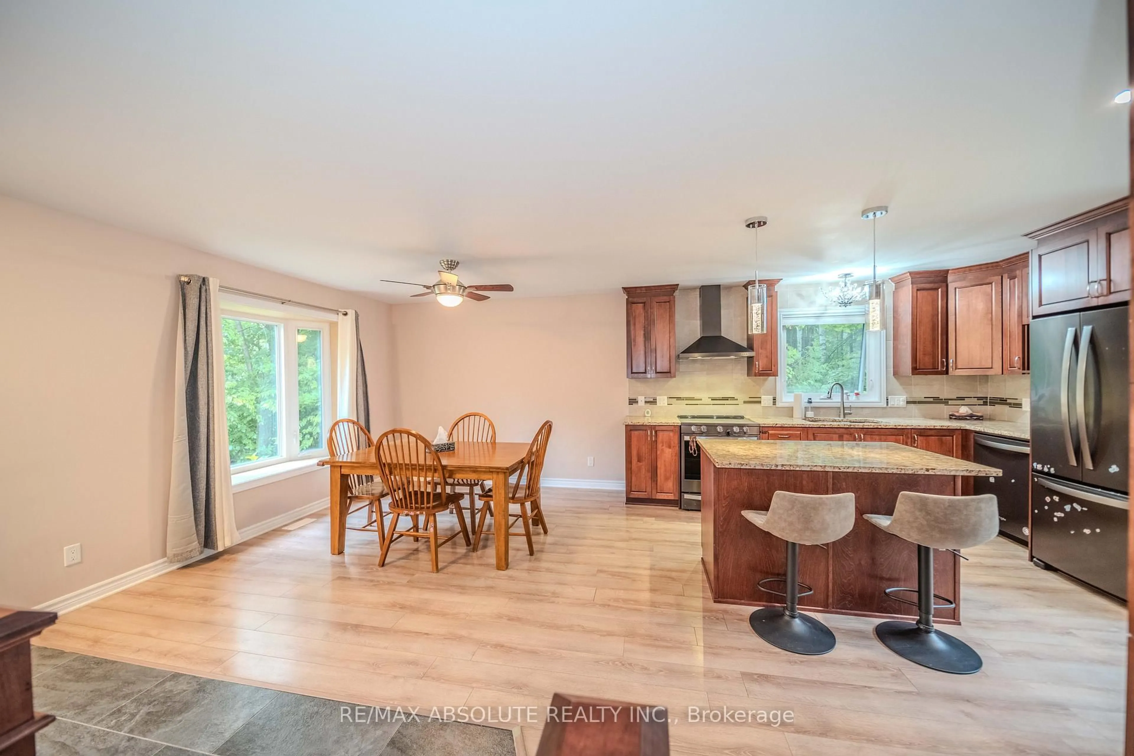 Open concept kitchen, wood/laminate floor for 1127 Rollin Rd, Clarence-Rockland Ontario K0A 3N0